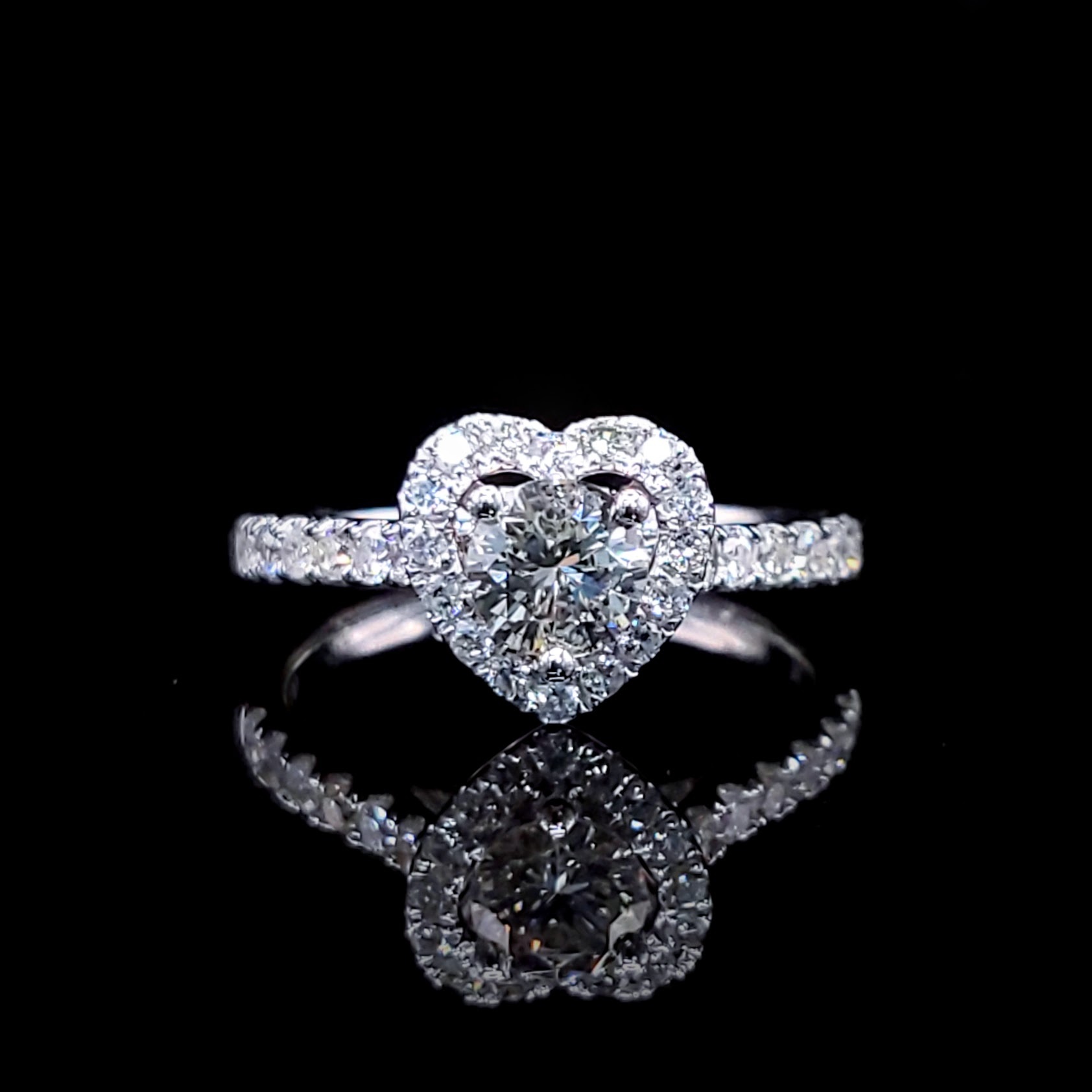 18K White Gold 0.90ct Diamond Ring