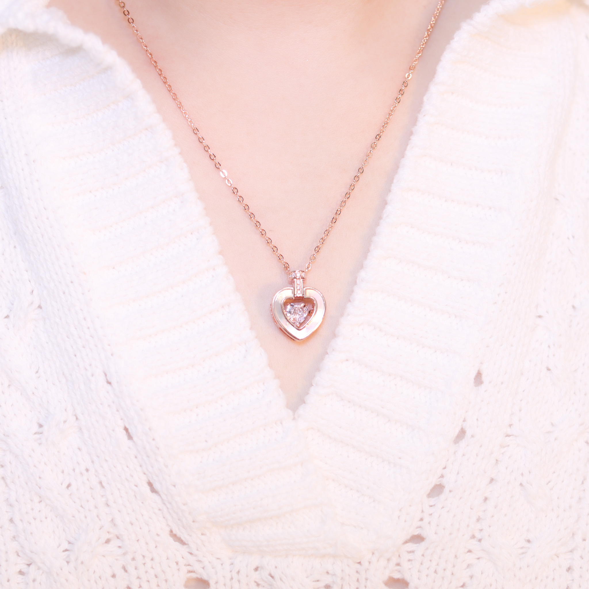 | 925純銀・厚鍍玫瑰金  | 懸浮純潔愛意項鍊 | NE1348 |