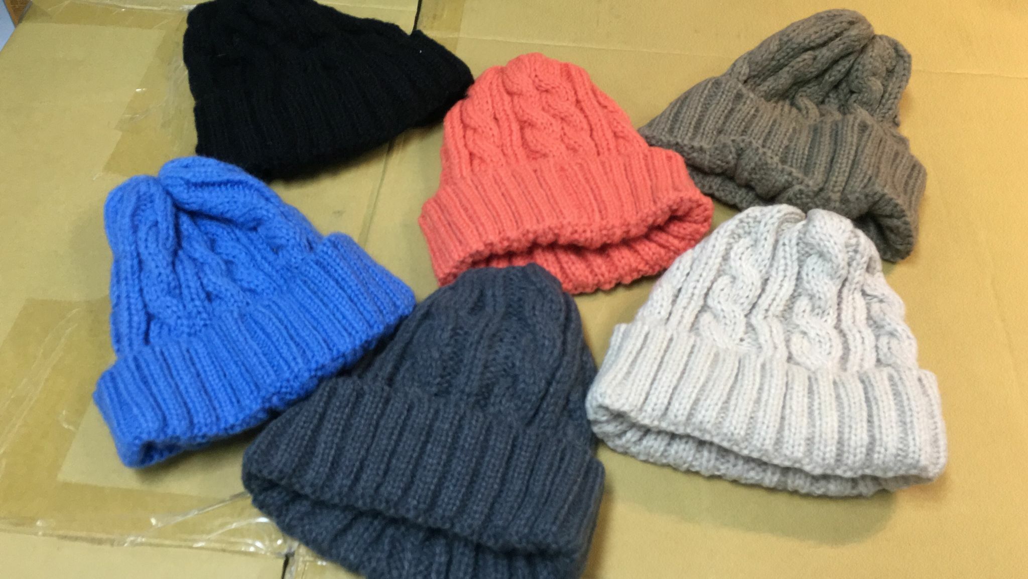 現貨 韓國冷帽，清貨價貨品，不設退換(AT3 722)