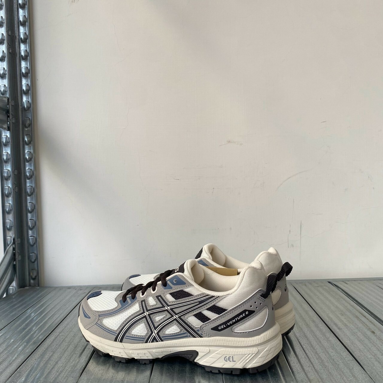 Asics Gel-Venture 6 復古灰黑色 男女款 休閒慢跑鞋  1011B550-100/1012B359-103