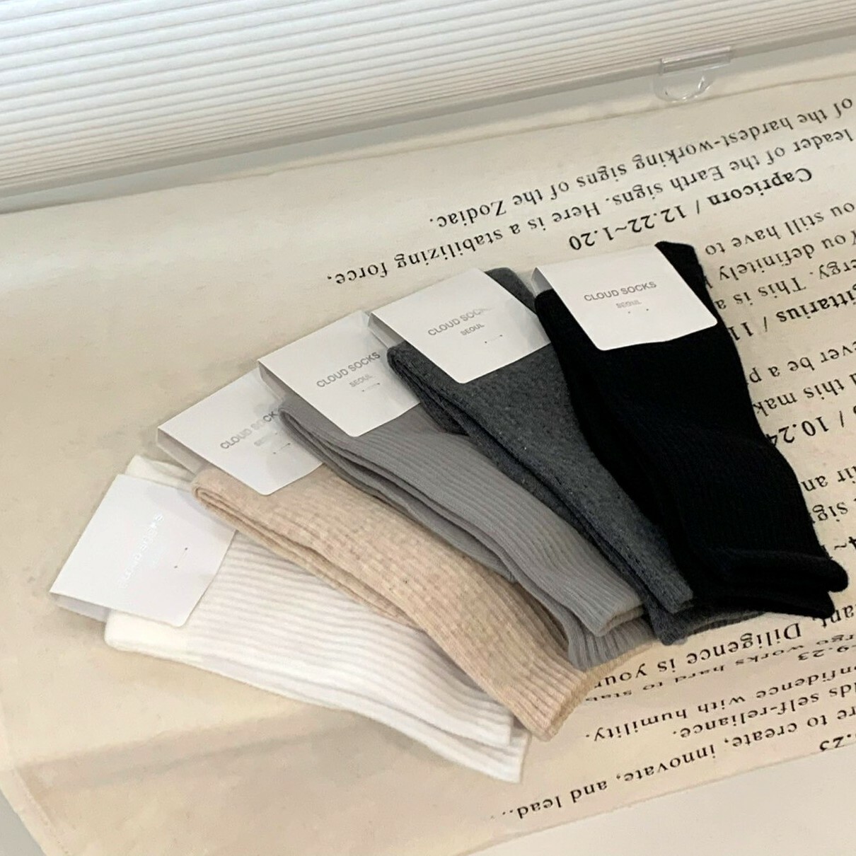 Korea扎實有感 厚磅坑條長襪