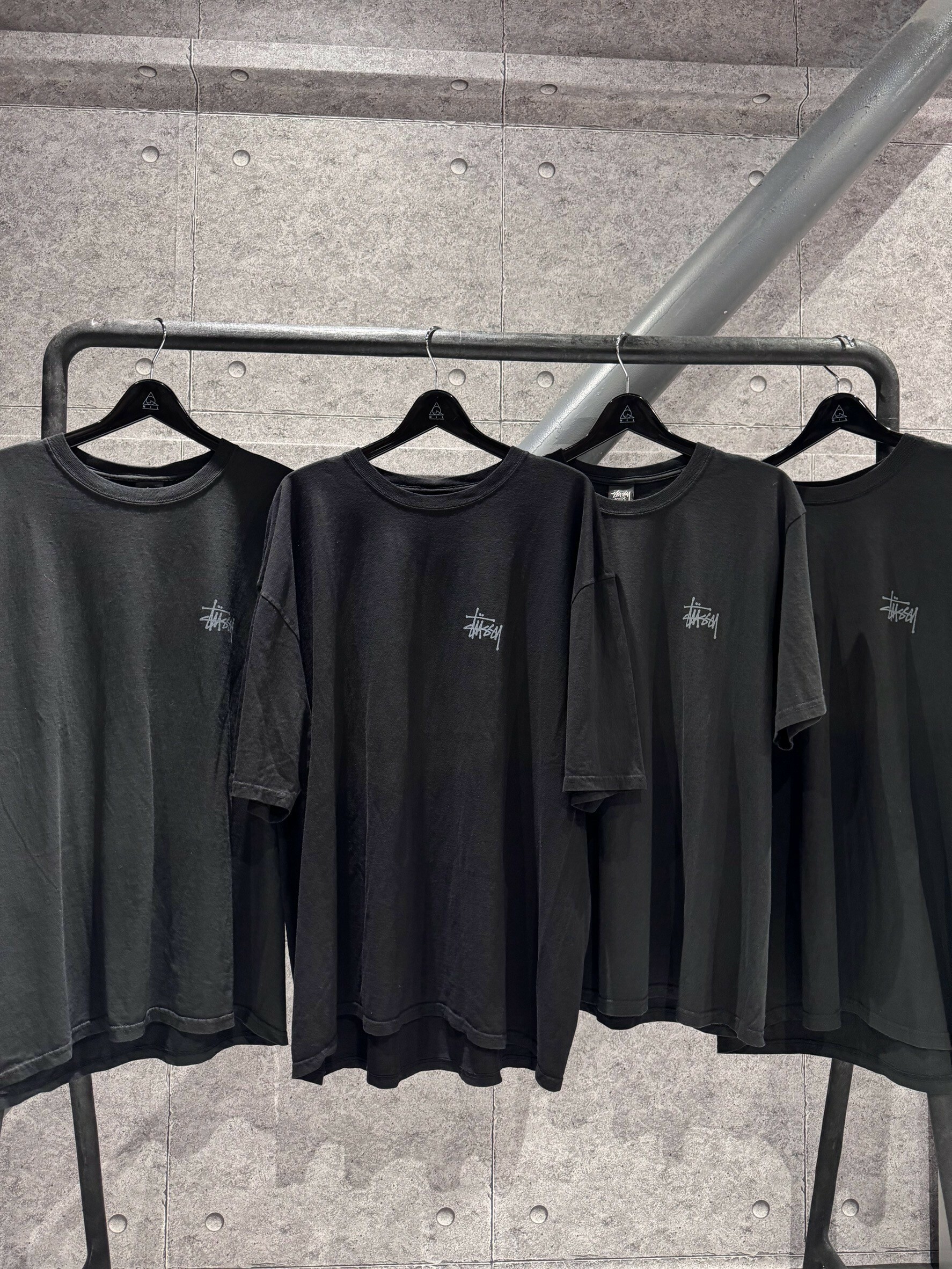 Stussy Basic pig dyed tee 基本款 銀色Logo 短袖 T