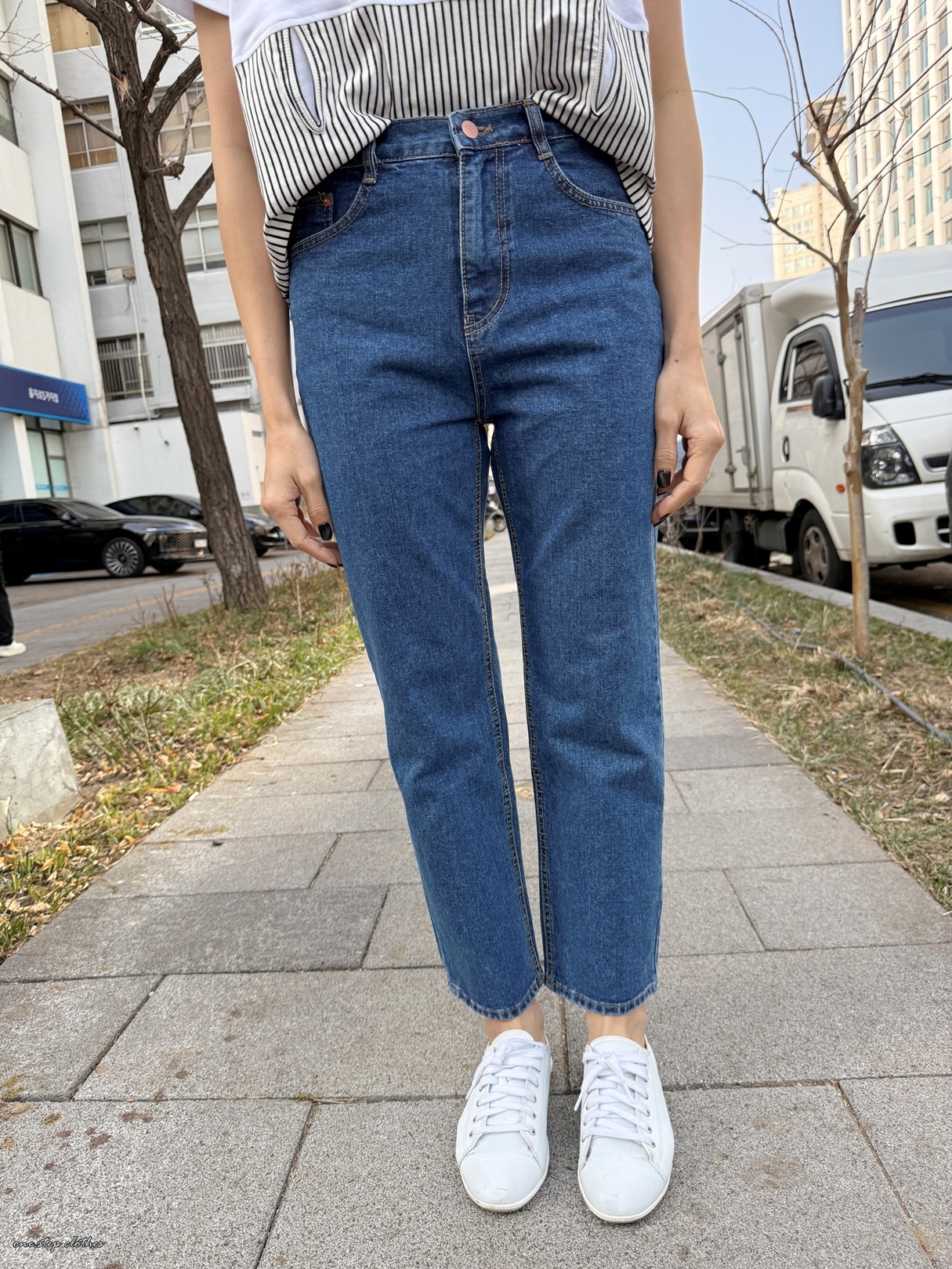 正韓wish復古霧感後鬆緊小直筒 (深藍)