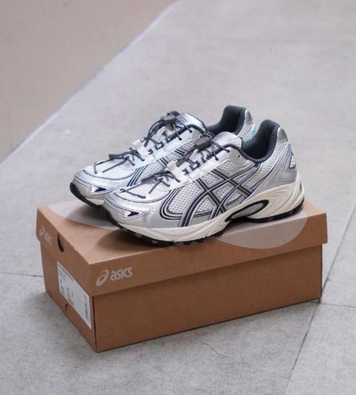 ASICS GEL-KAHANA TR V4 奶油銀白 1203A497-200