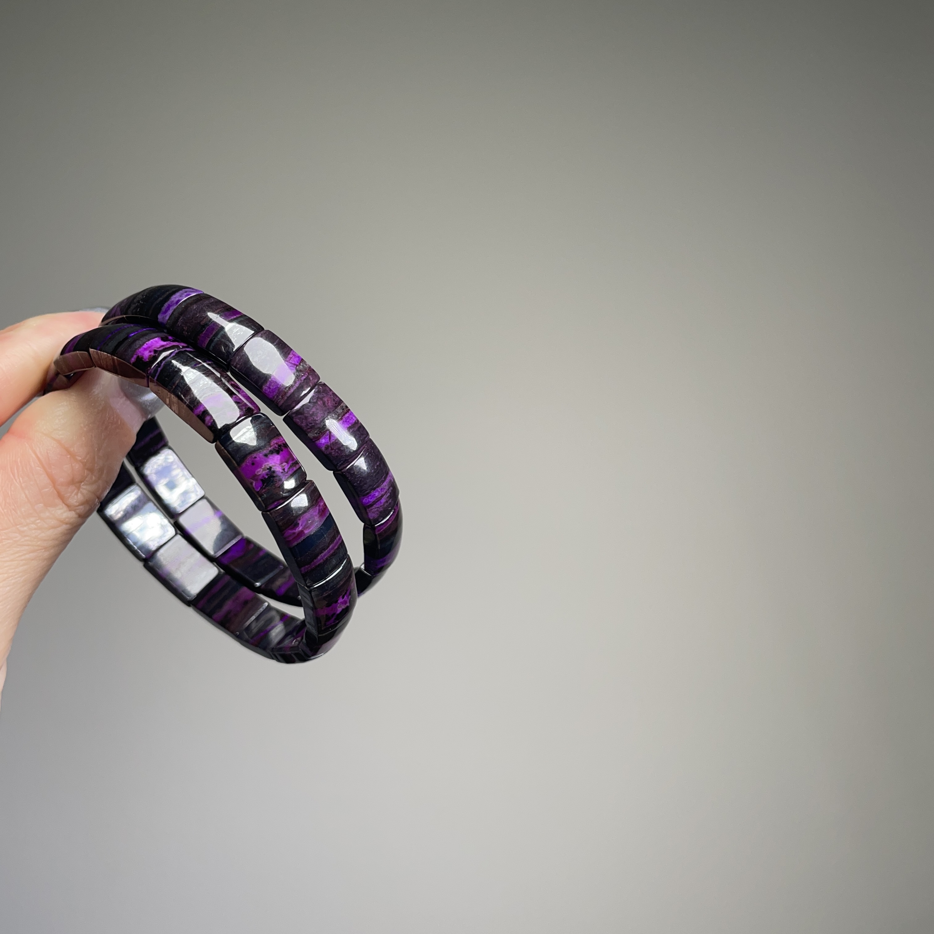 玄霧紫燦  · 舒俱萊手排