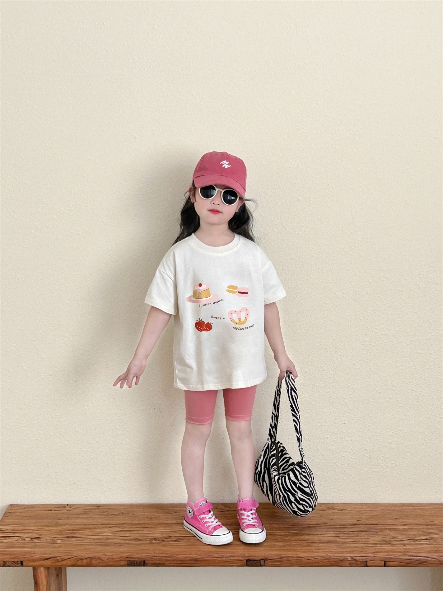 甜點蛋糕米白上衣/粉色騎行褲