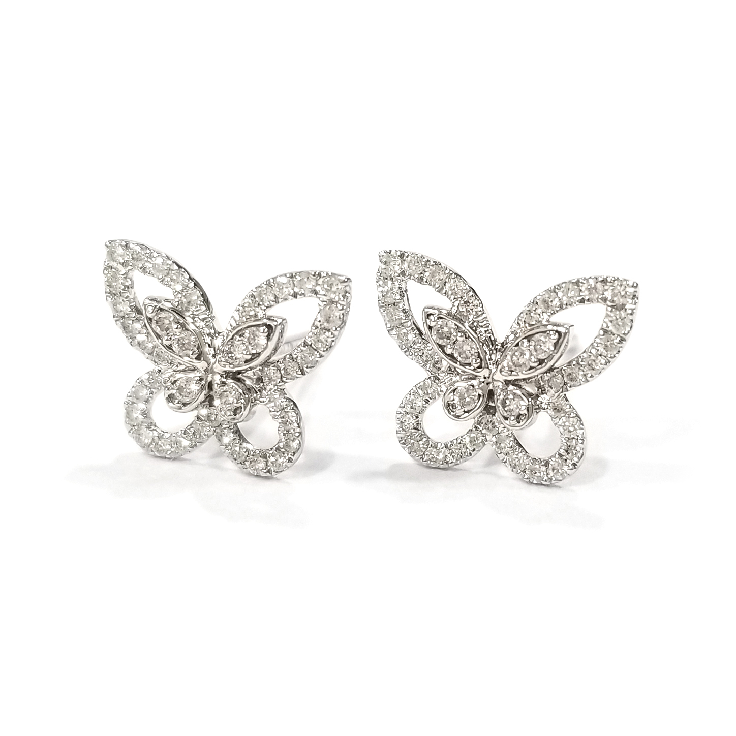 18K白金天然鑽石蝴蝶耳環