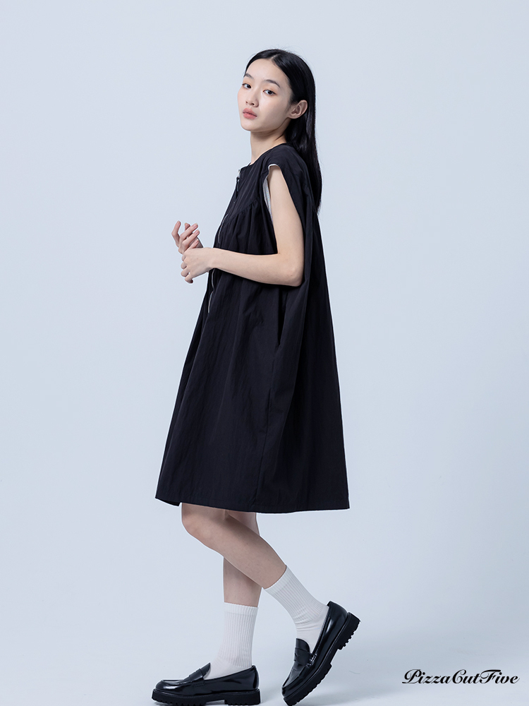 [SALE]細節抓皺中長版背心(可當洋裝) ThePeacePiece TPP252411004