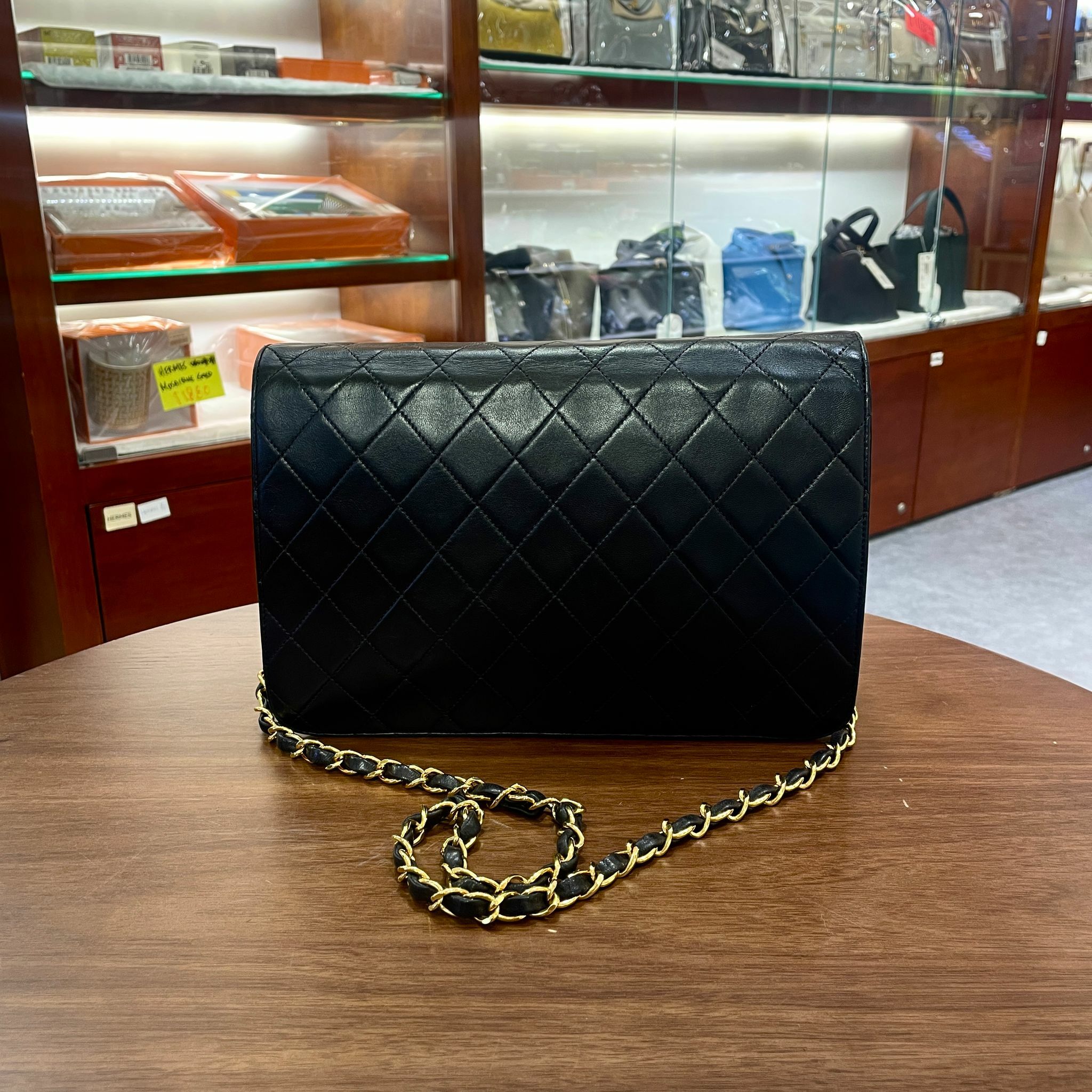 98%NEW二手CHANEL單肩袋/斜背袋 Vintage A03570 黑色菱格紋小羊皮金扣 #香榭站正品