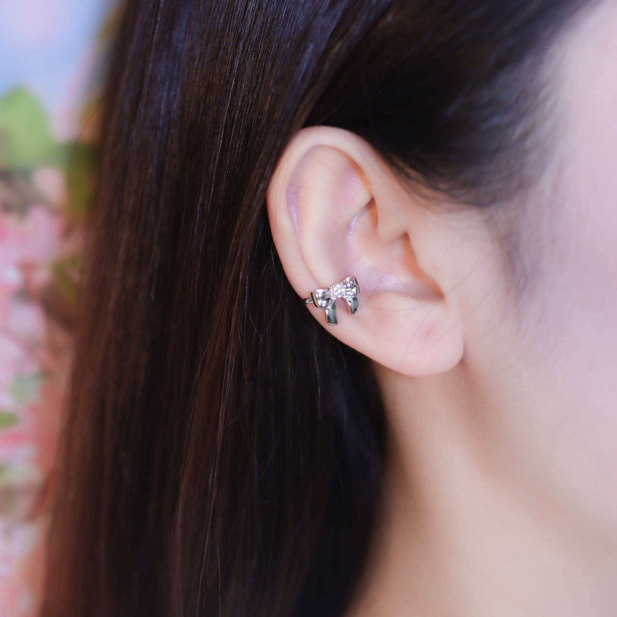 | 925純銀・厚鍍白金・莫桑石 | 許願結耳夾環（單隻） | EA0949 |