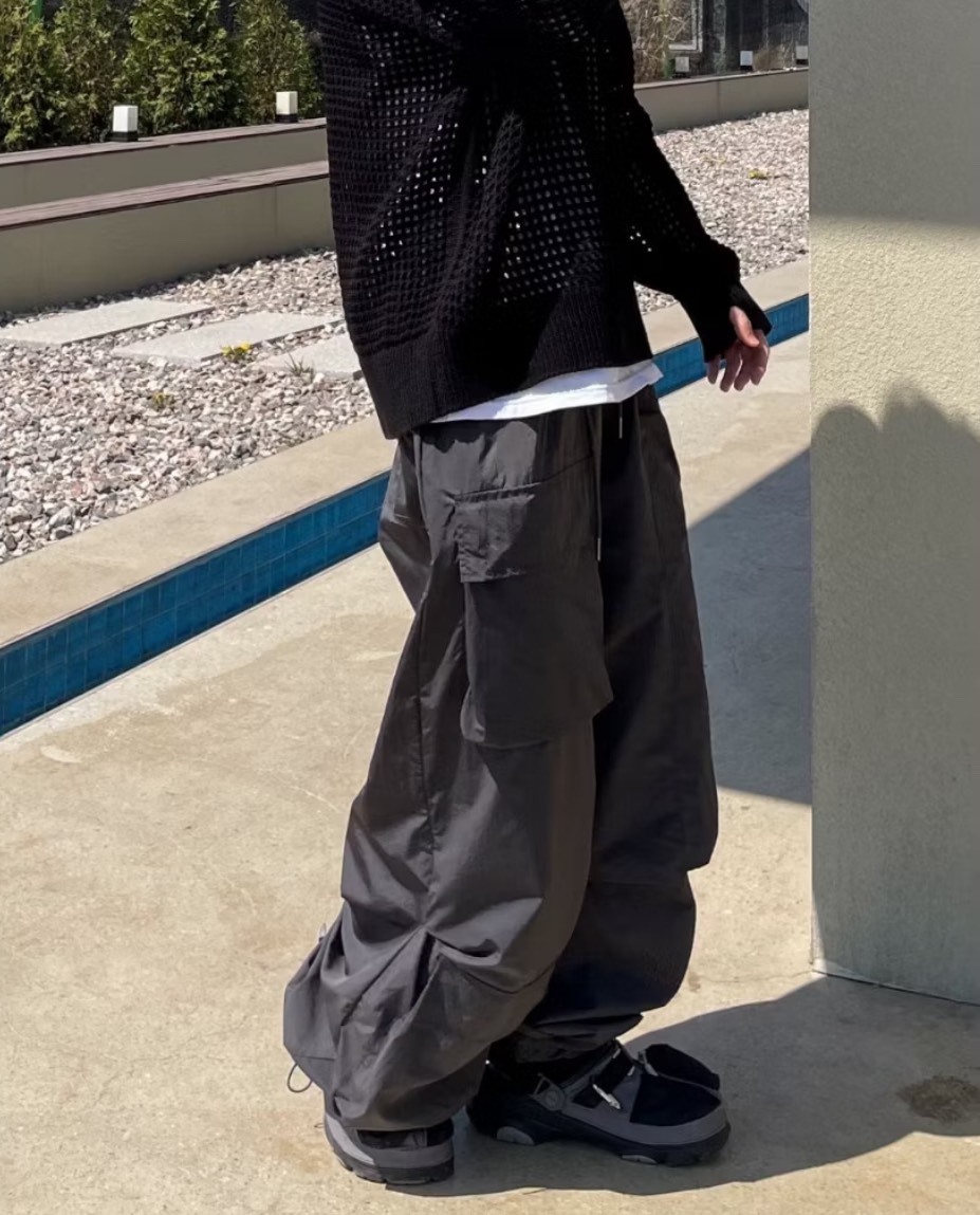 HOLY IN CODE 尼龍抓皺機能褲