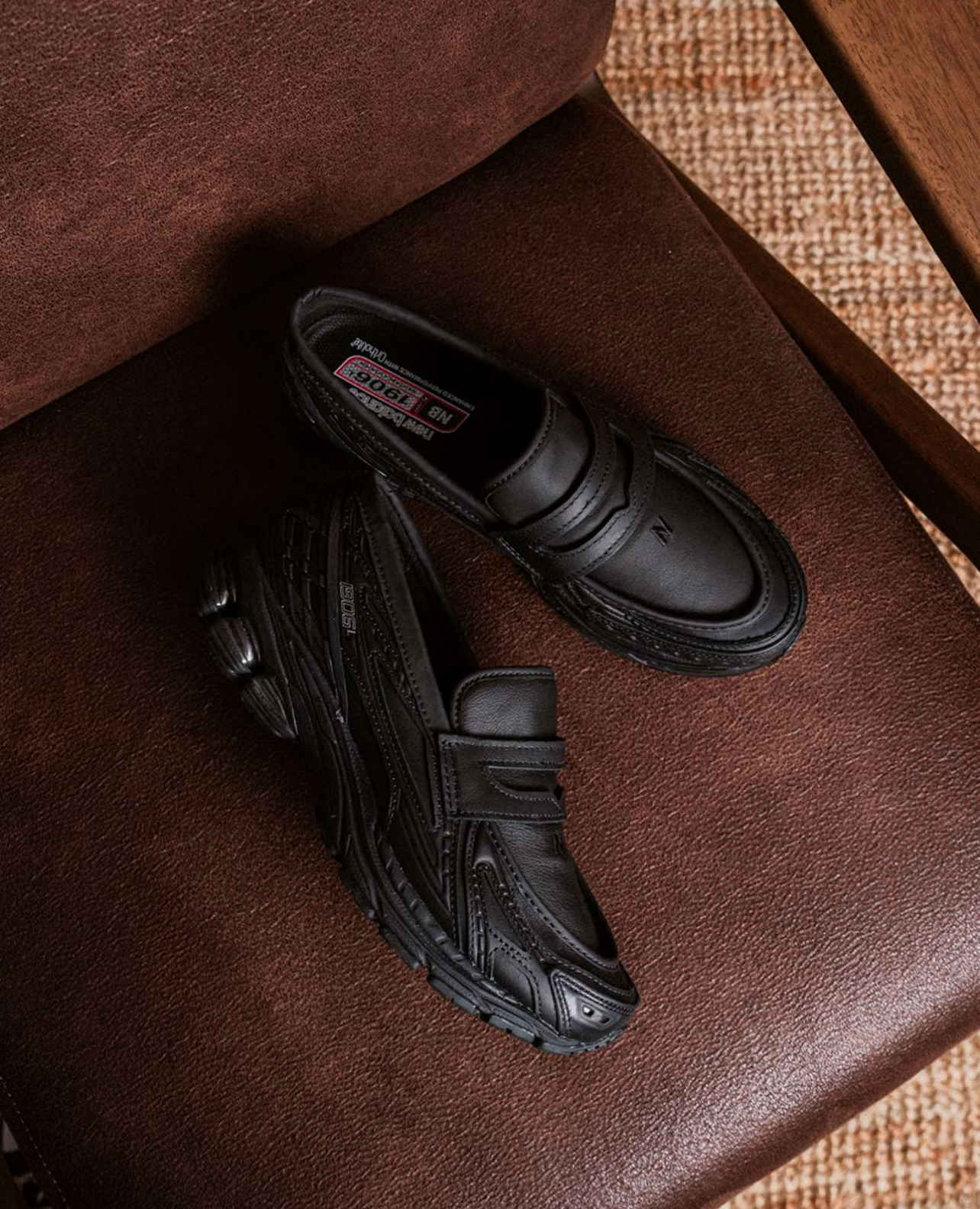 NEW BALANCE 1906L BLACK LEATHER LOAFER U1906LBN 黑皮
