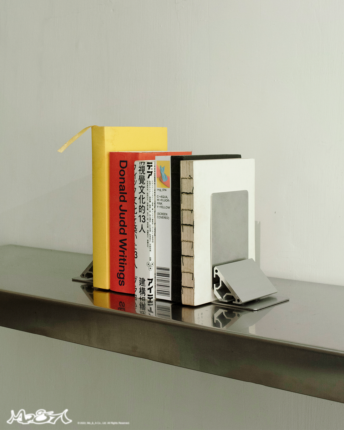 Mo_&_A AL-RESEARCH Bookend "ALSUS-T"
