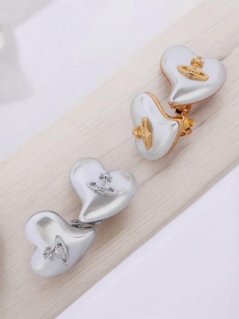 Vivienne Westwood 樹脂愛心耳環