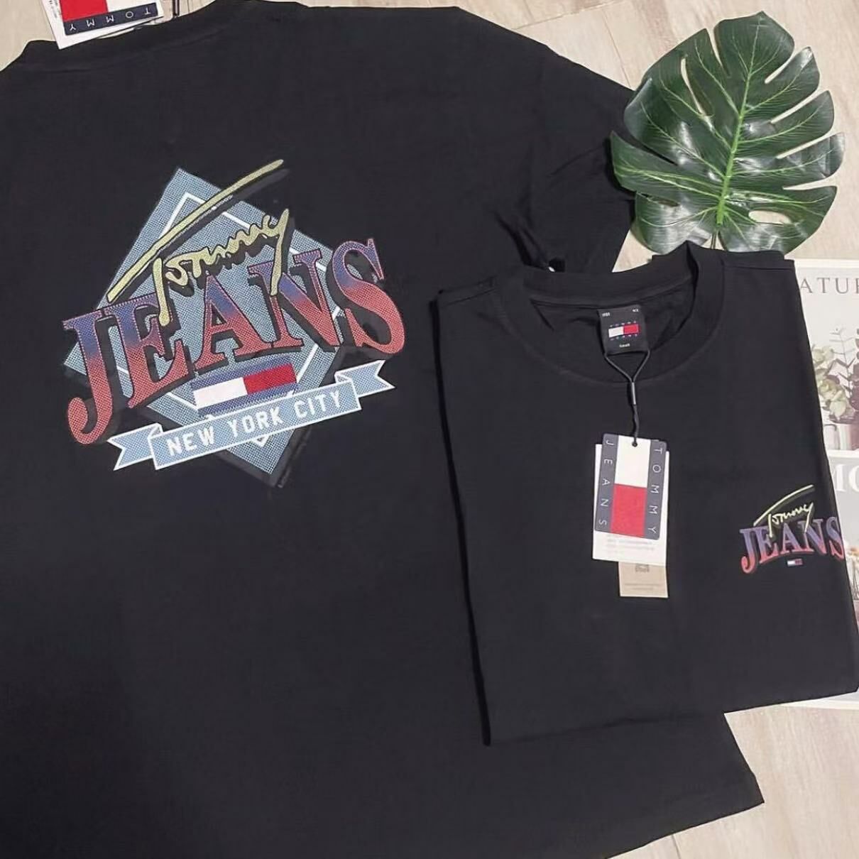 TOMMY JEANS BACK PRINT TEE