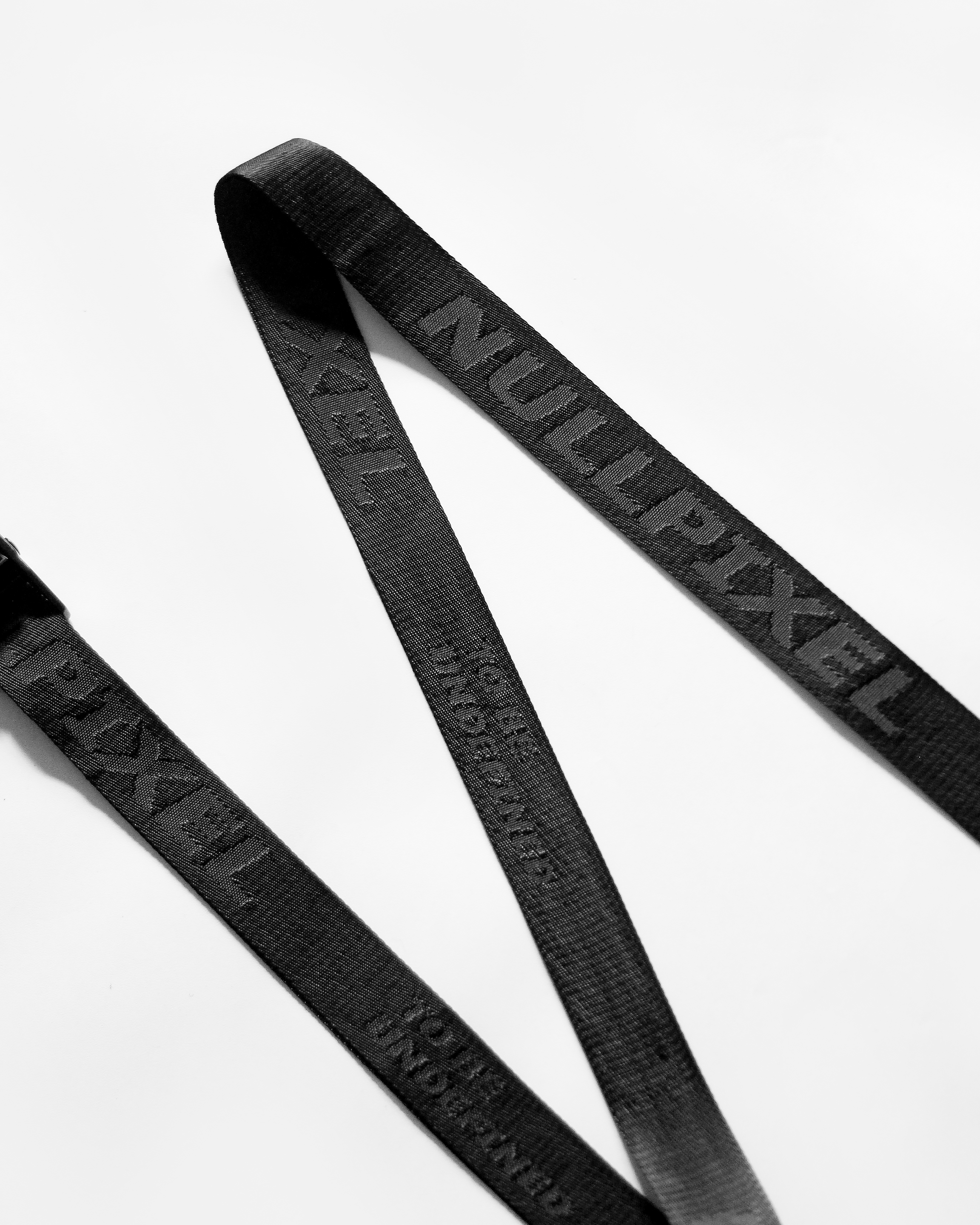 NullPixel W3.8 ROPE MULTI-USE WIDE ROPE多功能營繩– Nothingblue