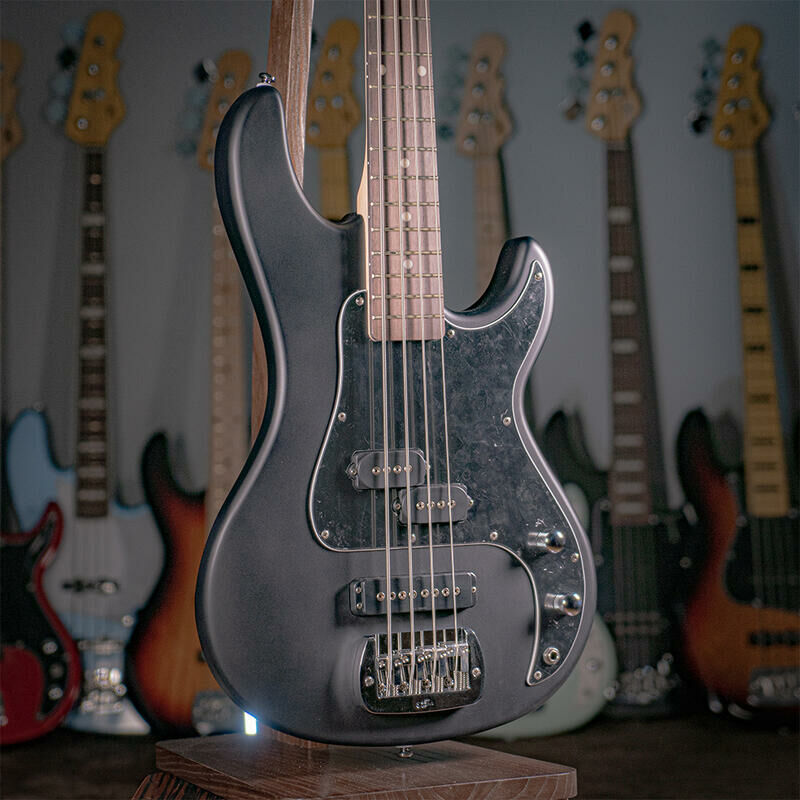 G&L Tribute Series SB2 Black Frost 電貝斯