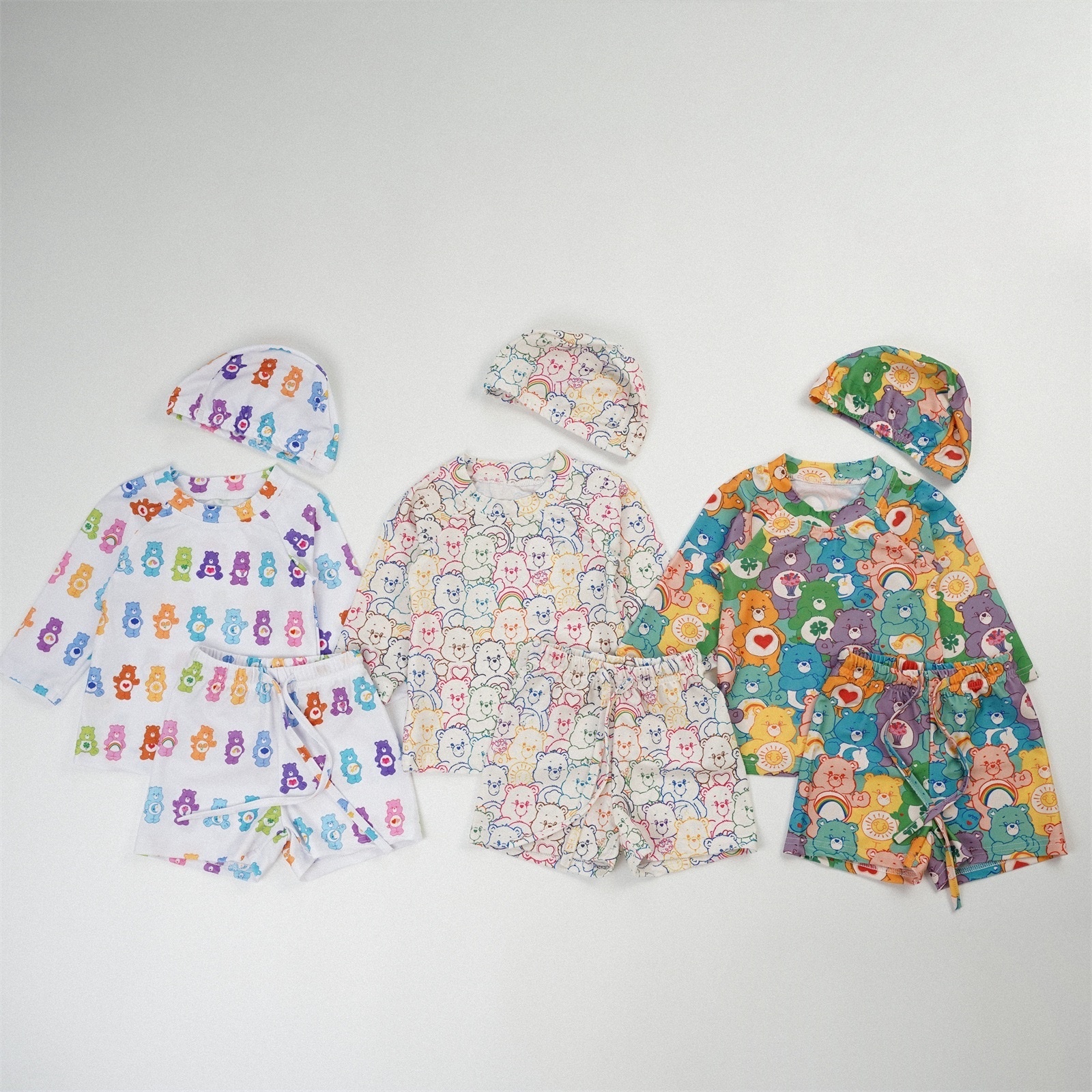 滿版彩虹熊速乾泳衣短褲組