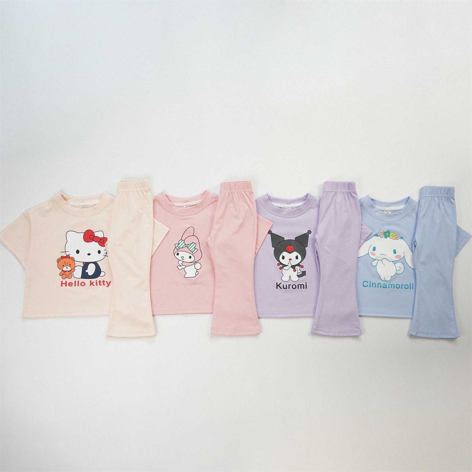 日系多巴胺喇叭褲套裝