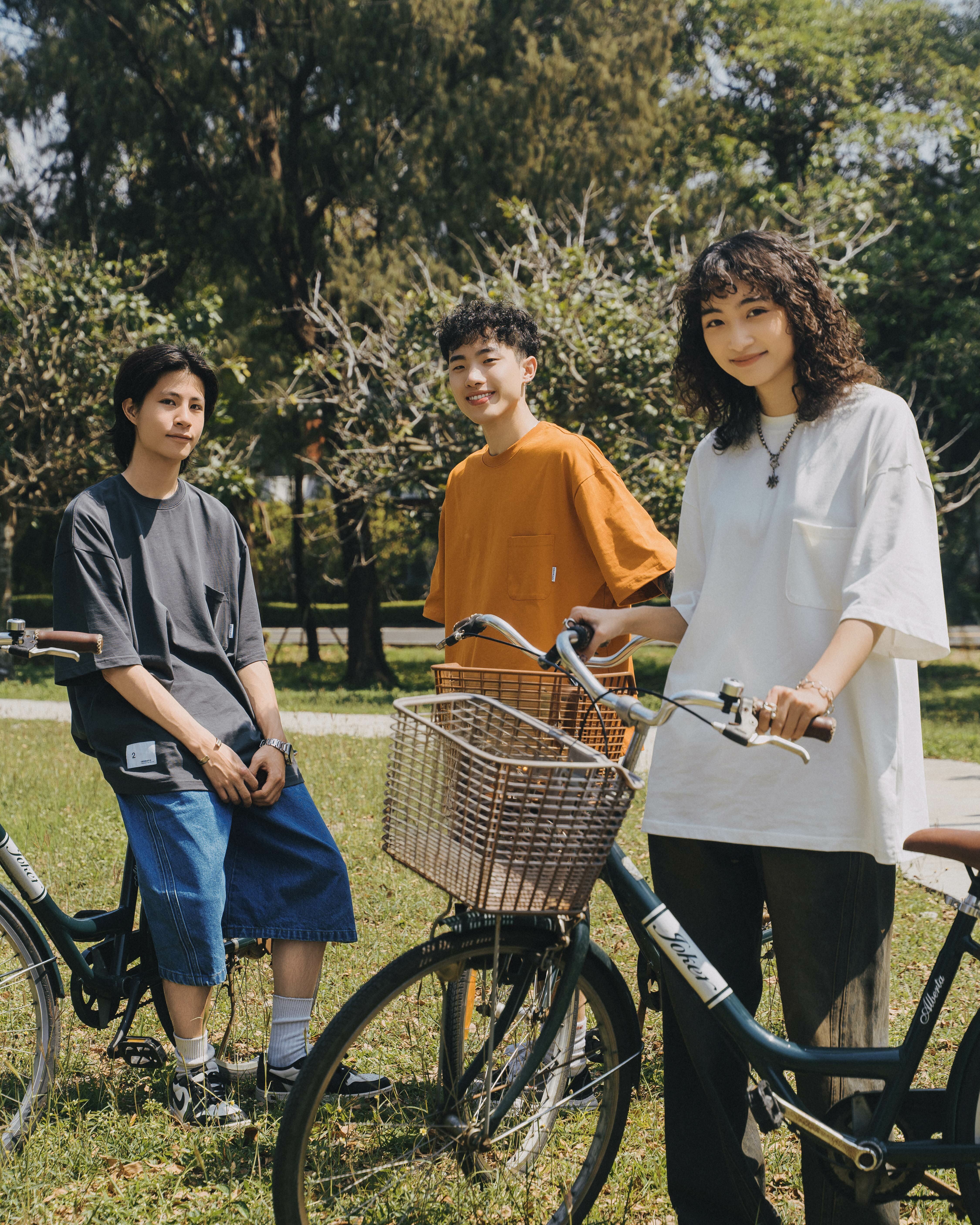 ORDINARY 鯨魚尾口袋短TEE