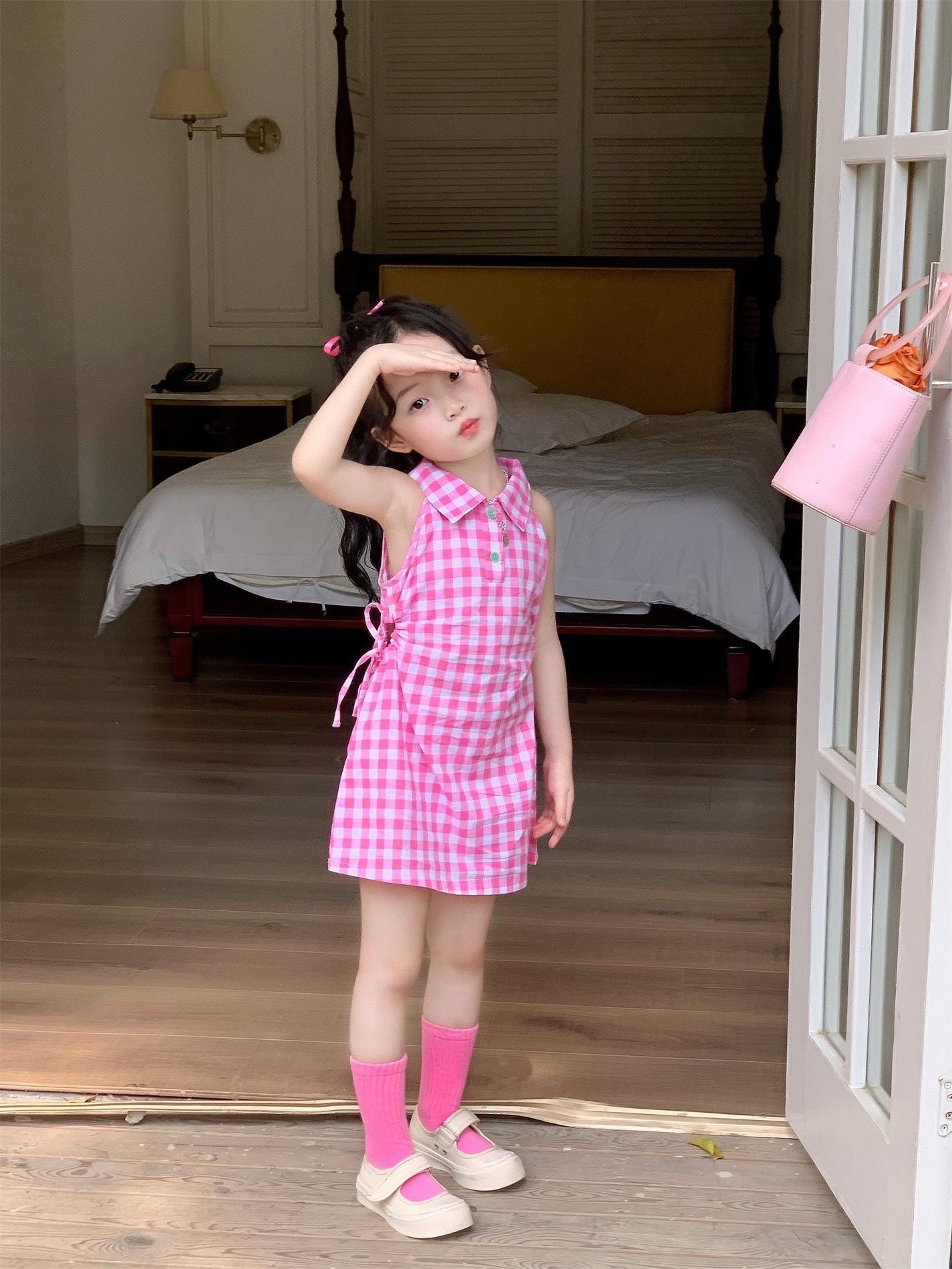 翻領粉格紋綁帶洋裝