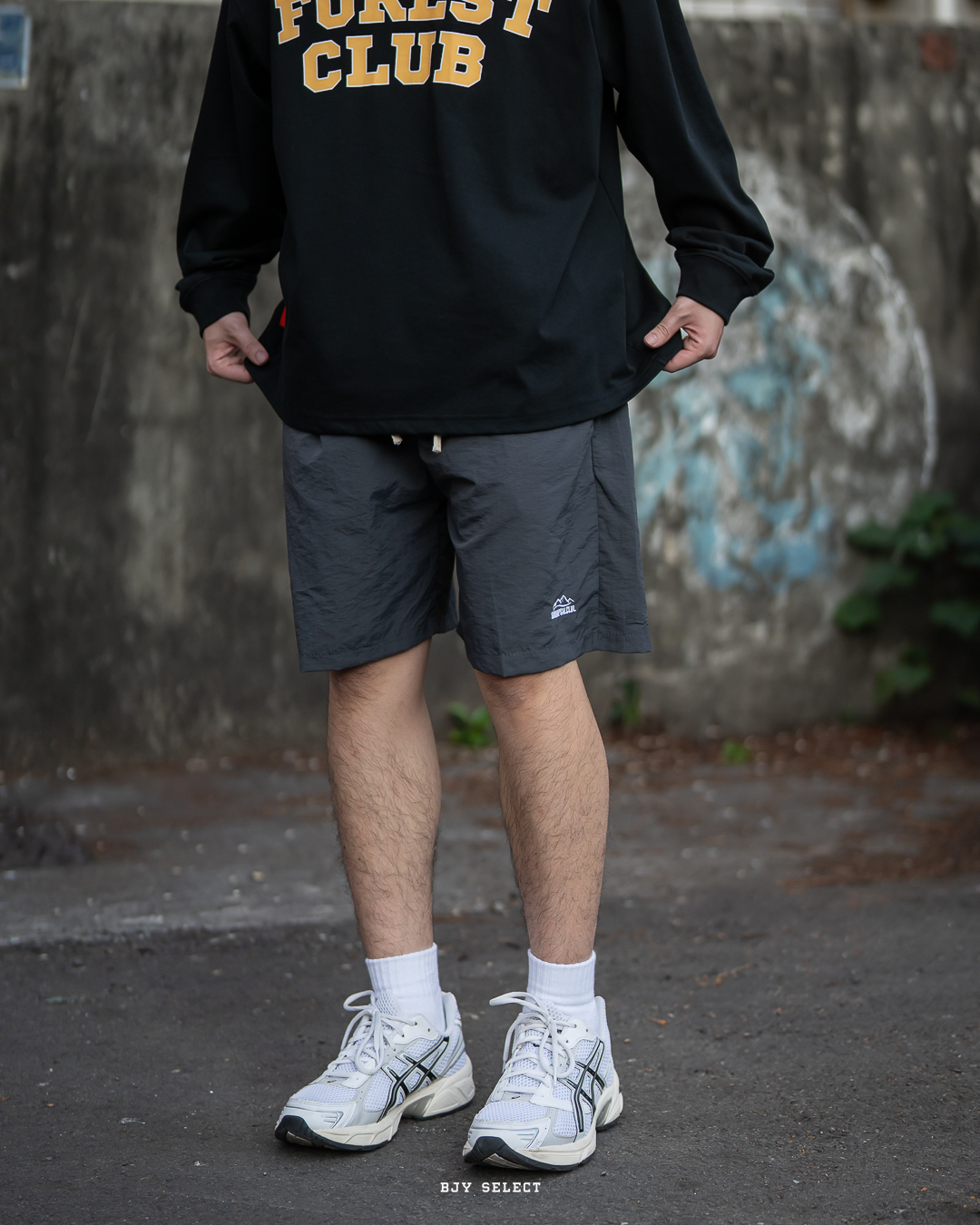 #預購 超便宜短褲 抽繩口袋 刺繡LOGO 休閒短褲 四色