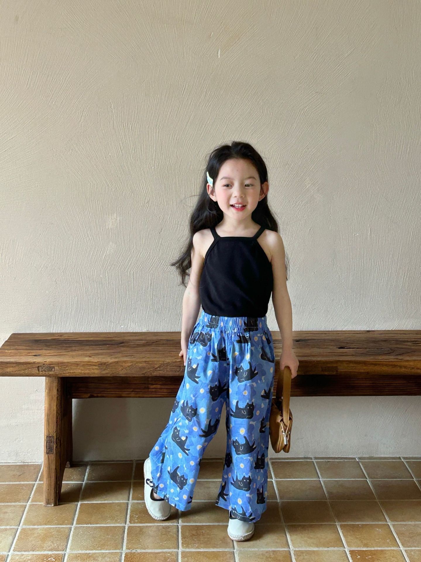 黑色吊帶背心/藍色貓貓防蚊褲