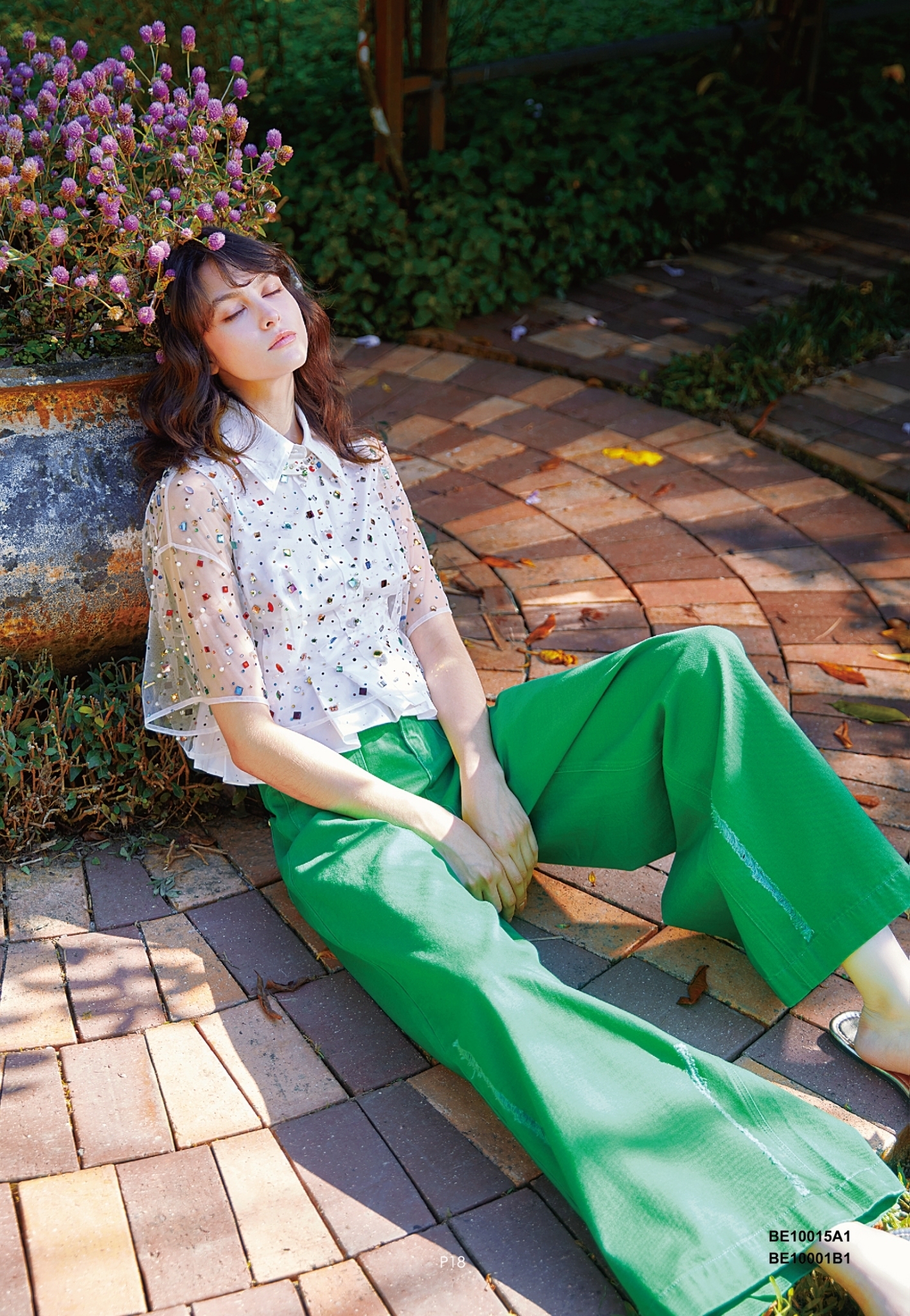 BE10015A1 七彩寶石寬版T型上衣