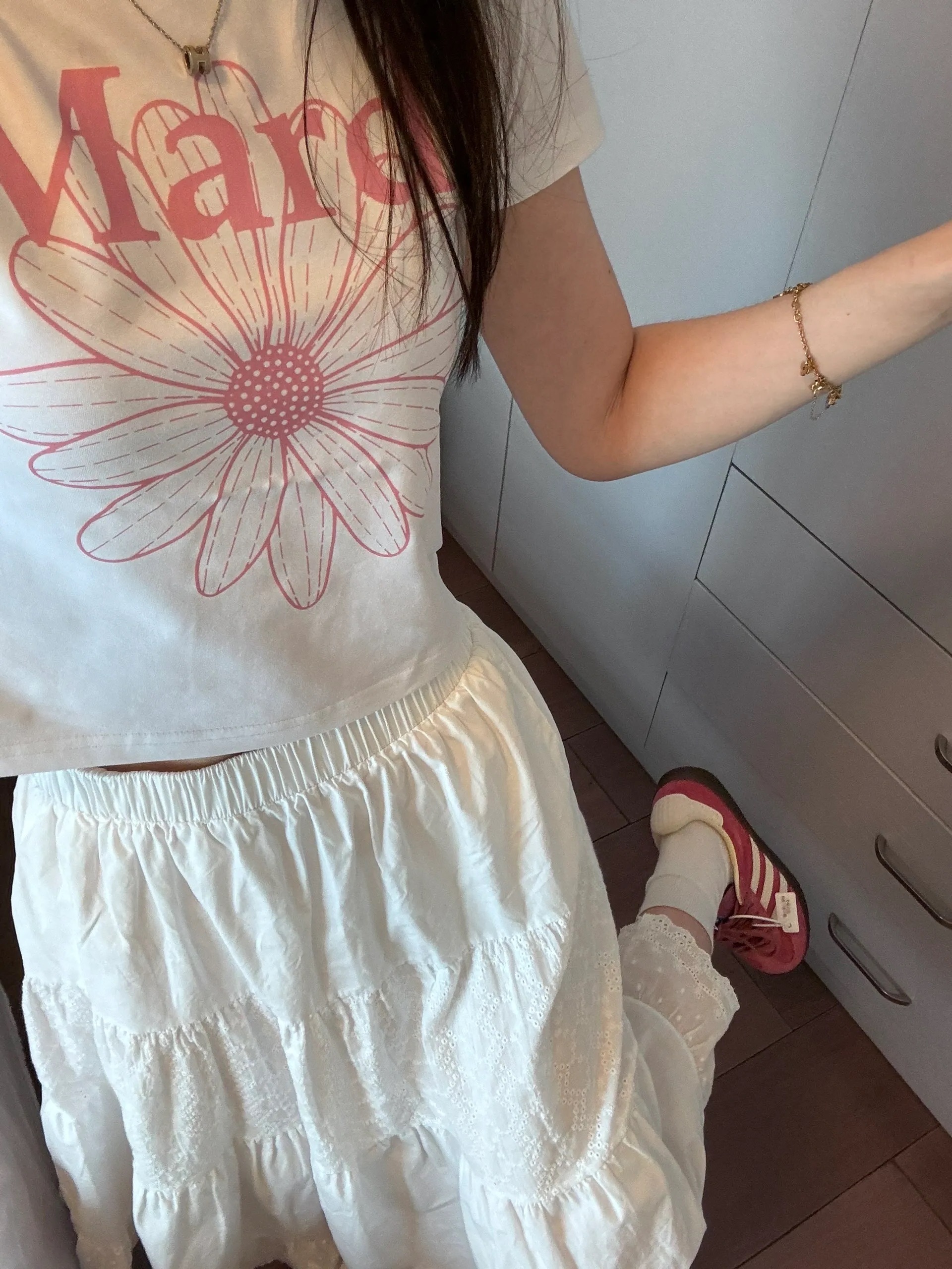 短款 🇰🇷 韓國 MARDI MERCREDI SLIM TSHIRT FLOWERMARDI 金高銀同款 花花 短T 短袖 修身 / 現貨