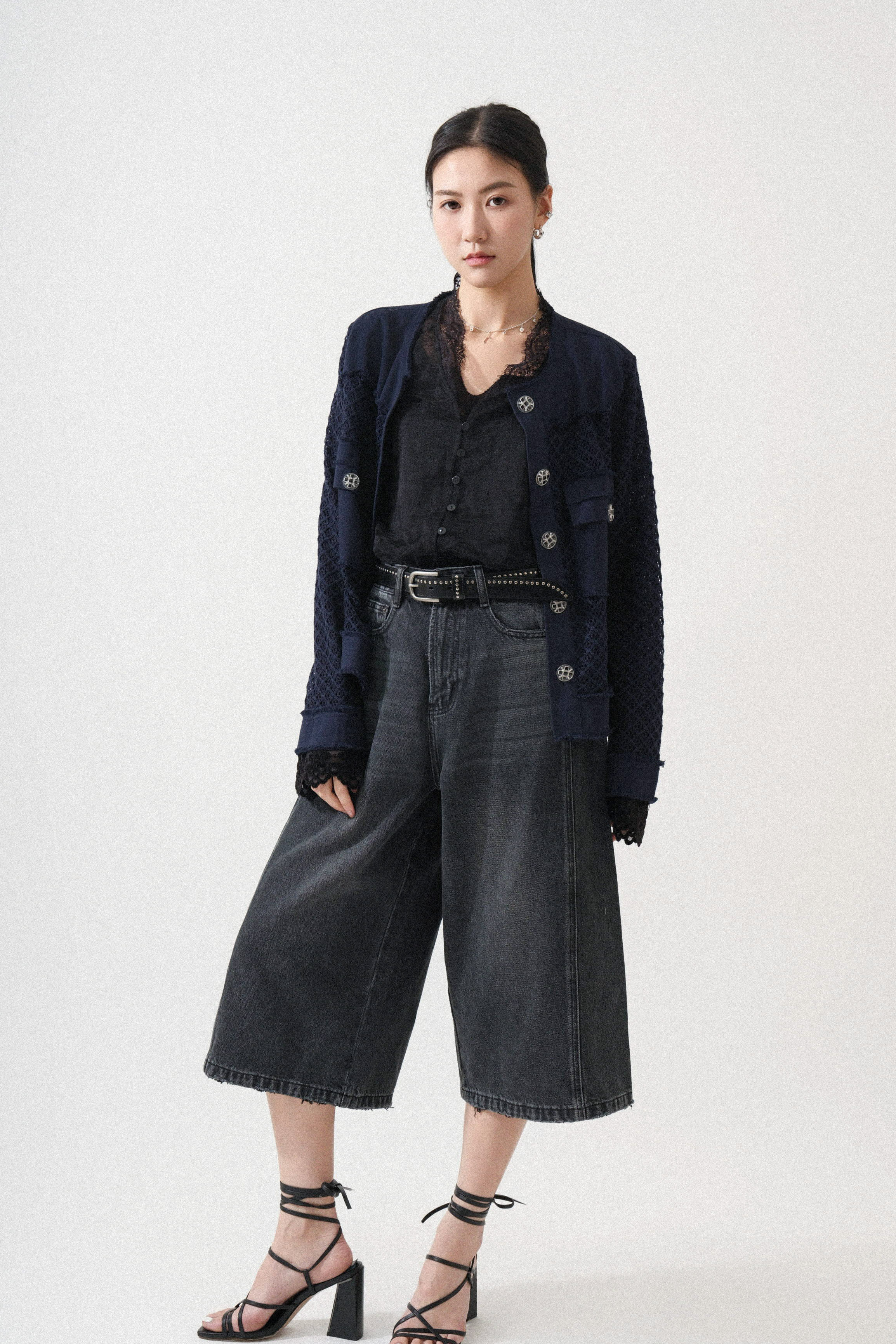 SS25_0033（外套＋上衣＋牛仔褲）