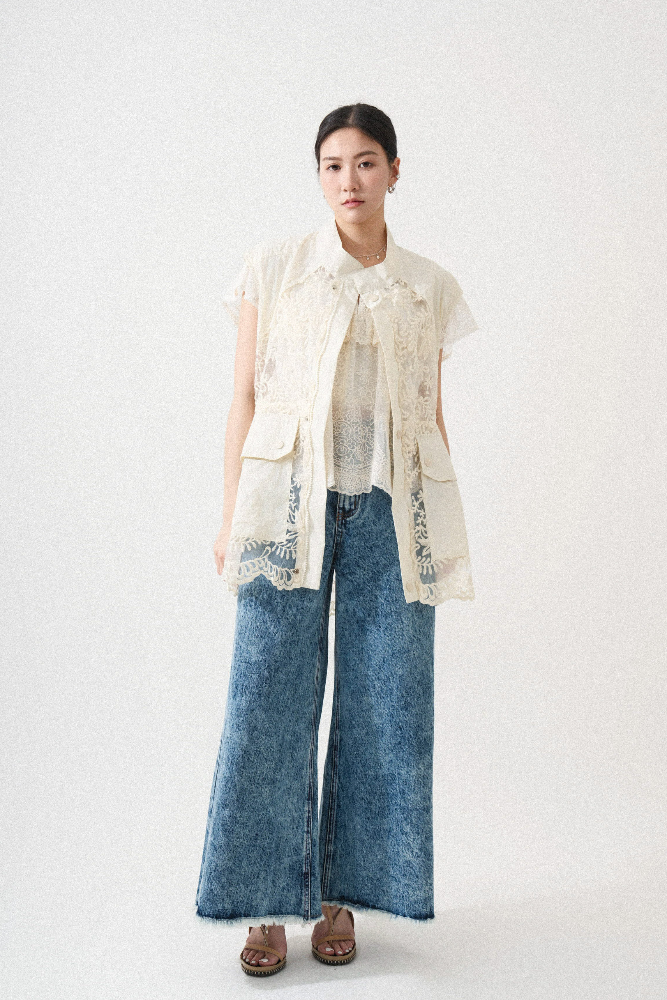 SS25_0040（外套＋上衣＋牛仔褲）