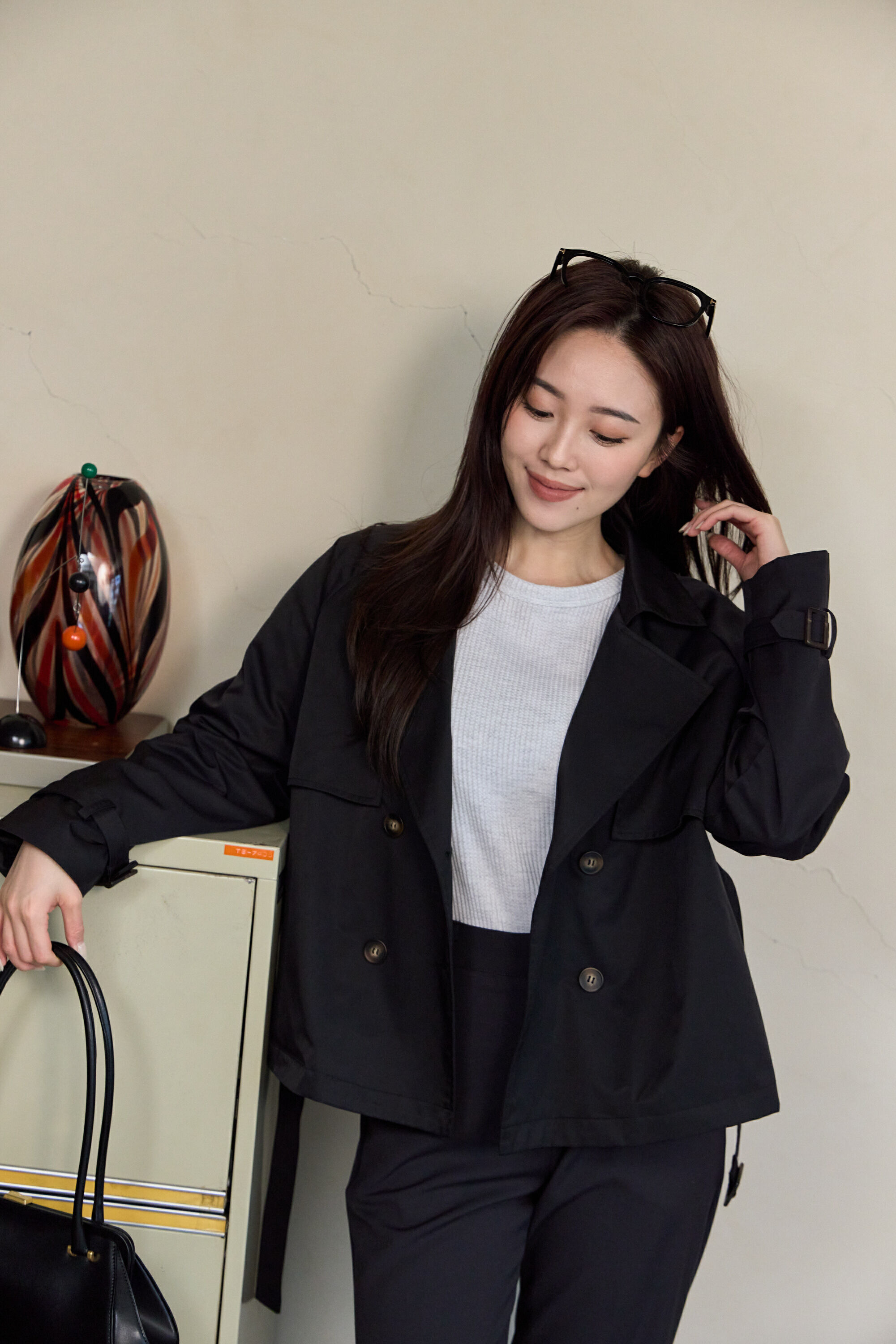 Gmade/顯瘦剪裁俐落風衣外套-黑