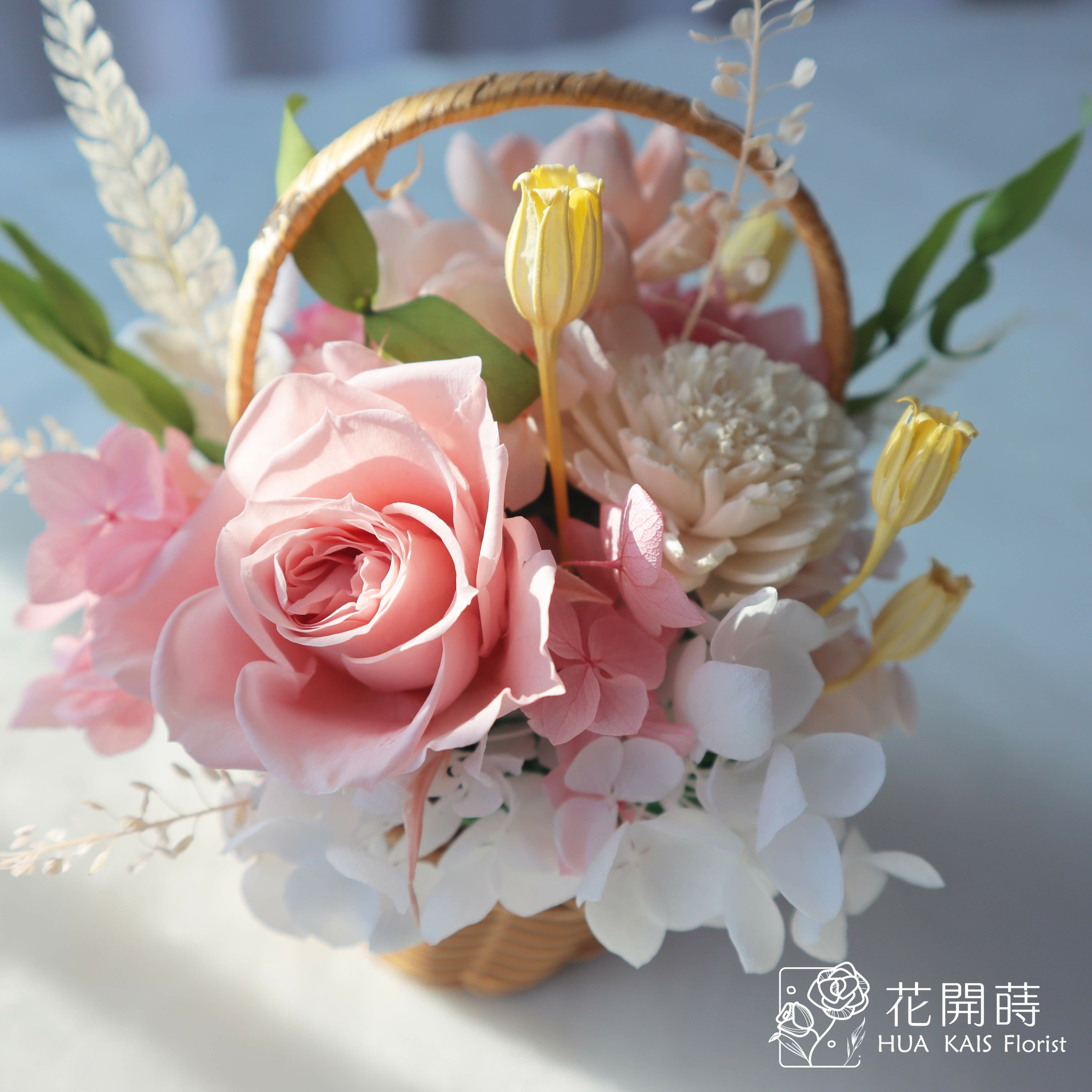 小花籃|春天粉|永生玫瑰花|辦公室小桌花|永生花禮物