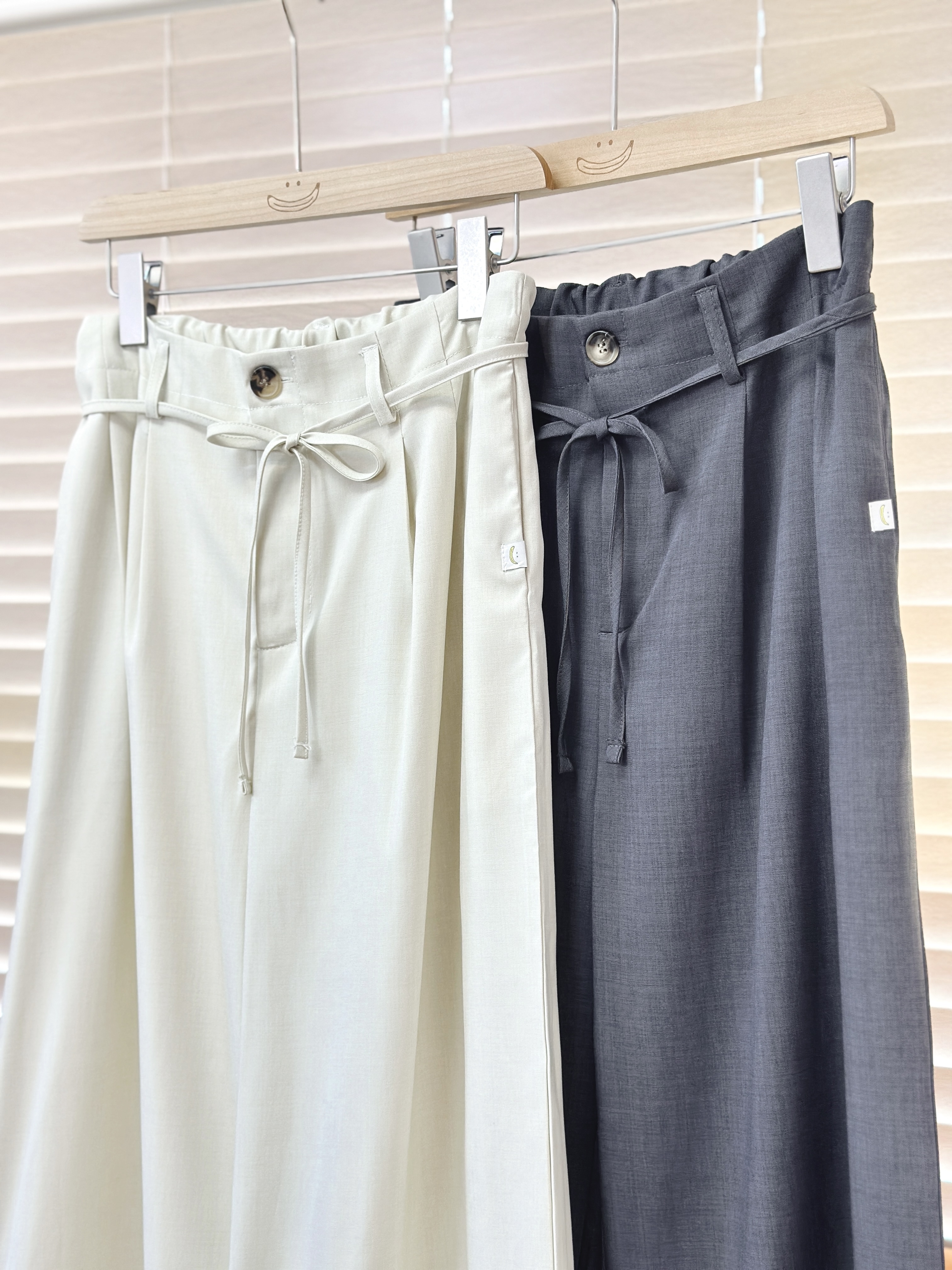 兩色 / 綁繩垂感西裝長褲 / Tie-Belt Draped Smart Trousers
