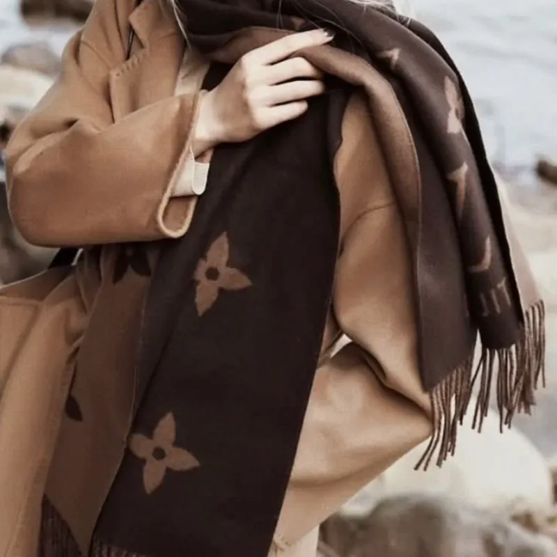 【六色入】LOUIS VUITTON LV Reykjavik 羊絨圍巾頸巾