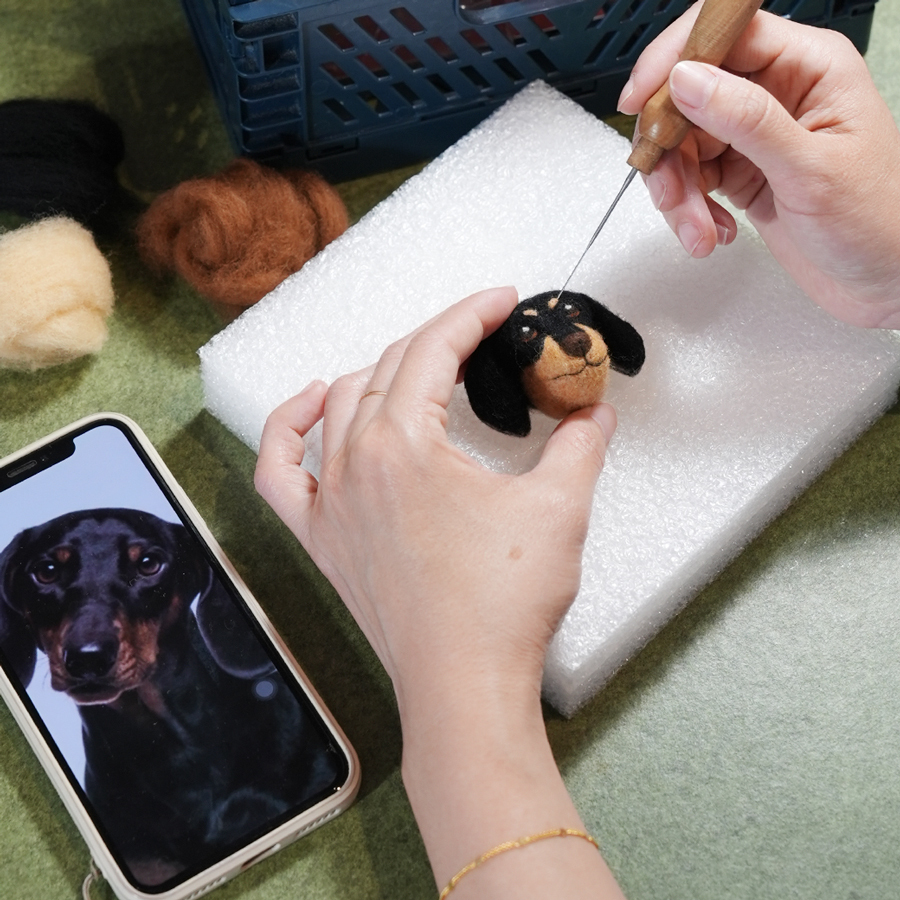 來做一隻毛小孩（狗狗）/ 羊毛氈體驗課程