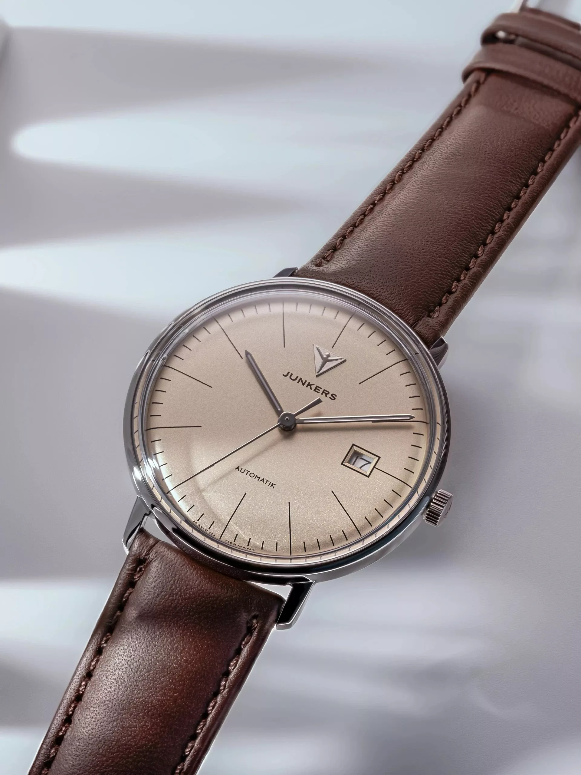 Bauhaus Automatic - No.910.01.05