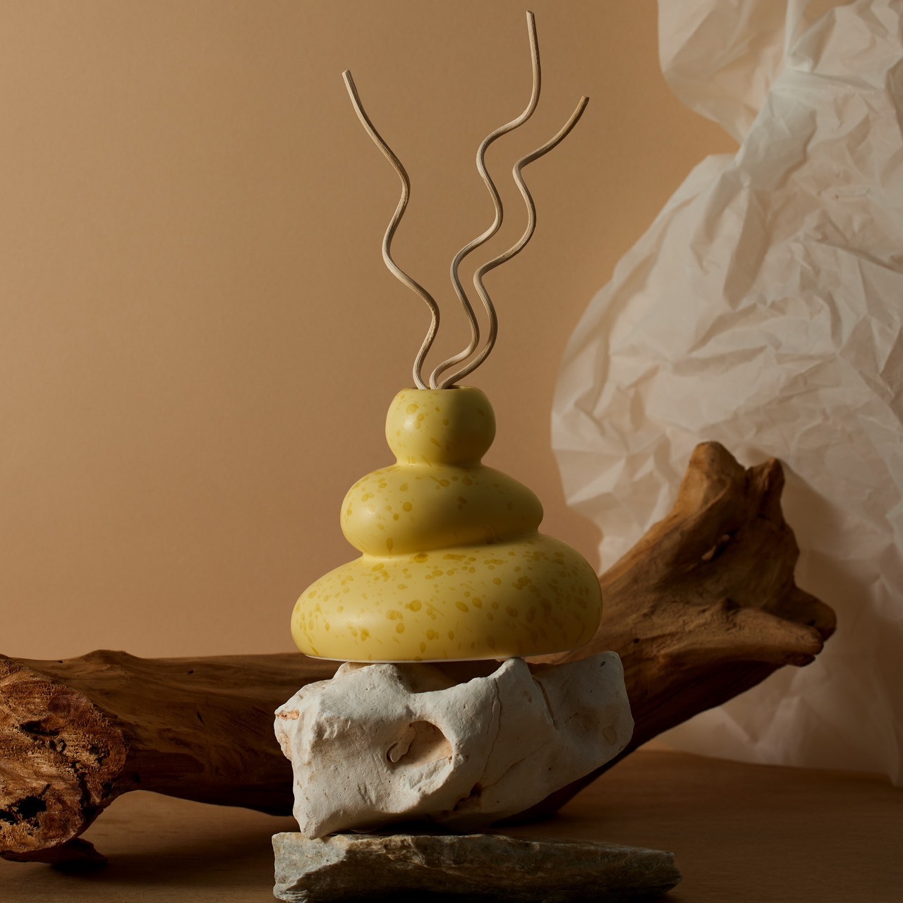 RR57 - 手工瑪尼堆擴香瓶（小鴨黃）