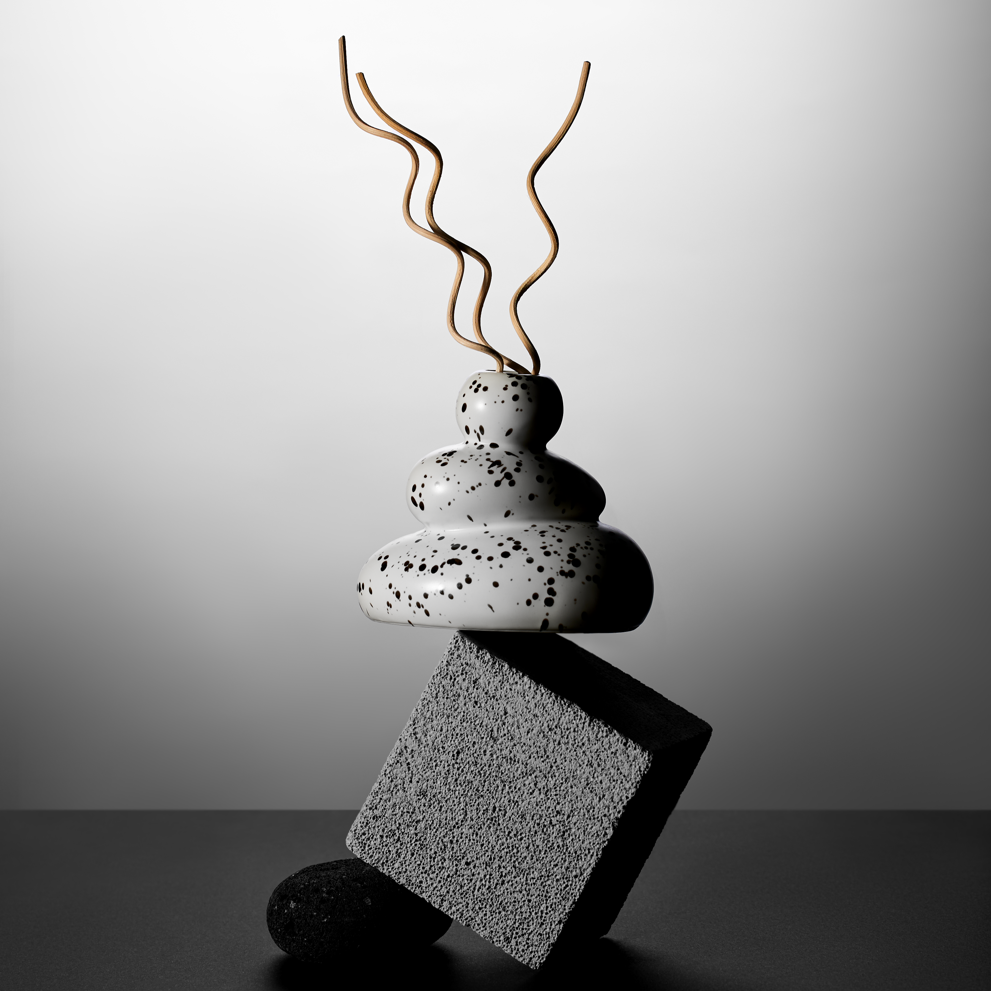 RR57 - 手工瑪尼堆擴香瓶（斑點狗）