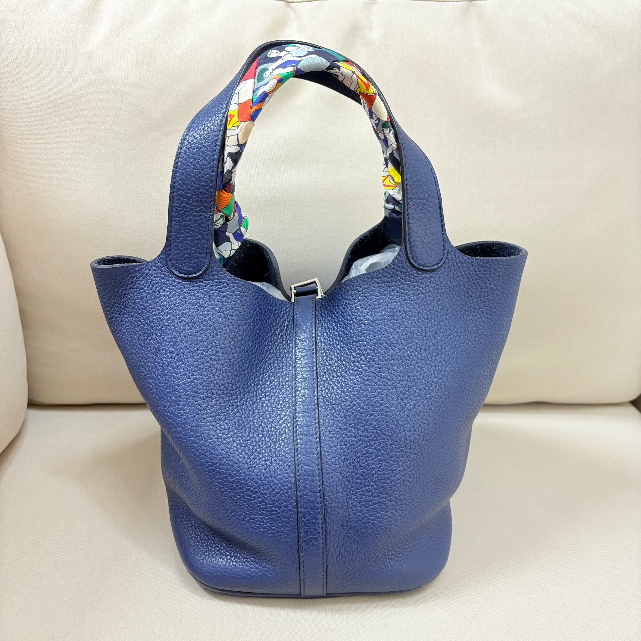 Hermes P22 - Bleu Saphir / SHW