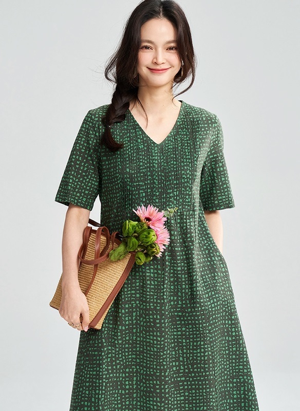 V領碎紋柔棉洋裝 綠色