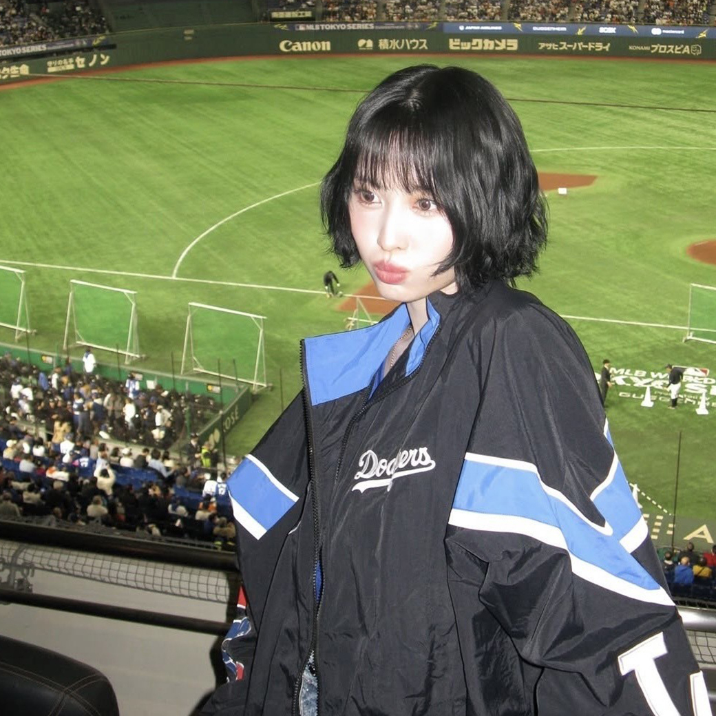 MLB TOKYO SERIES 2025 MISAMO Momo同款 芝加哥小熊/洛杉磯道奇 拼接 防風 尼龍 外套 兩色 (男款)