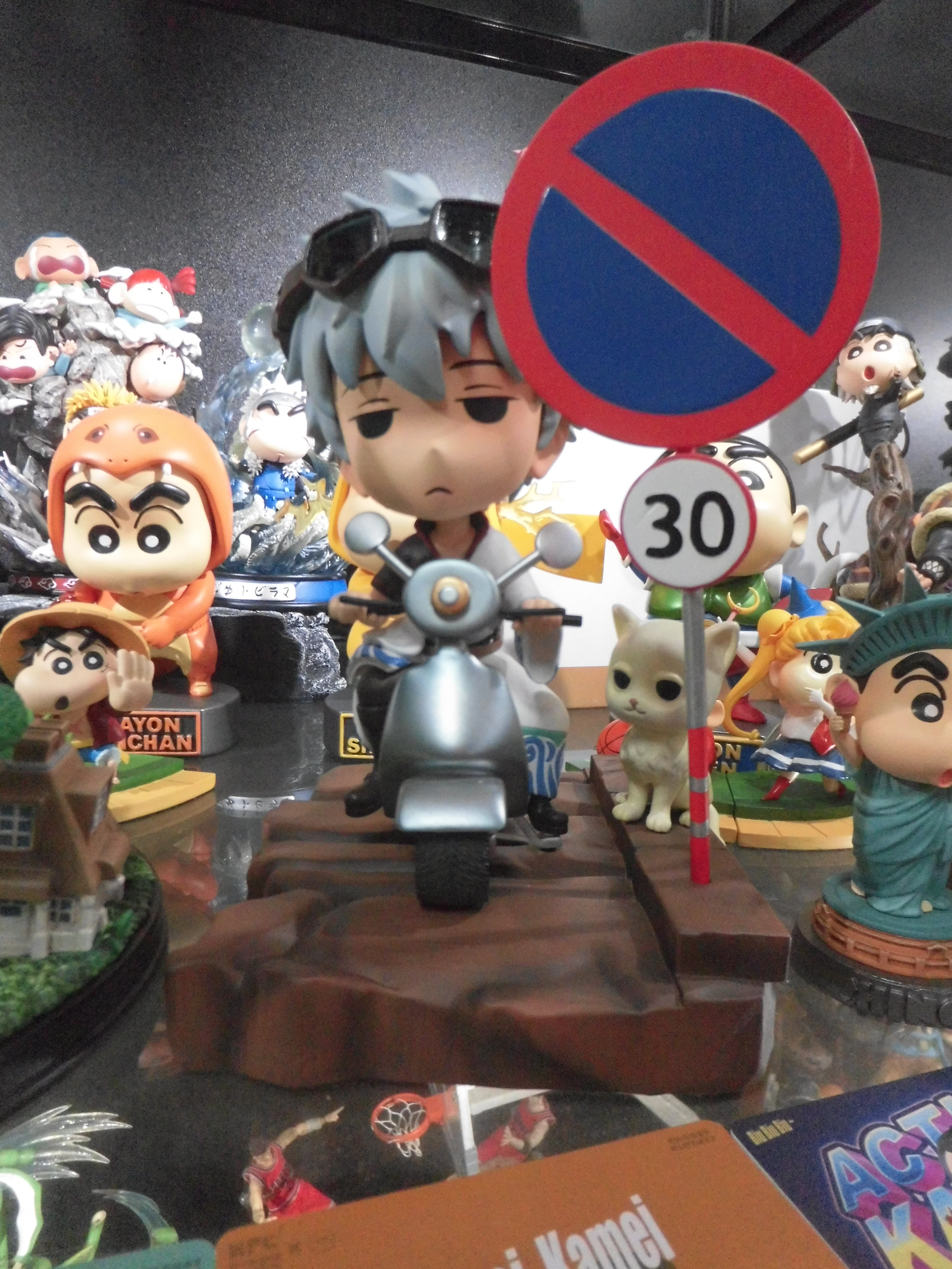 劈價清貨 155 冇盒展示品 每隻全款200