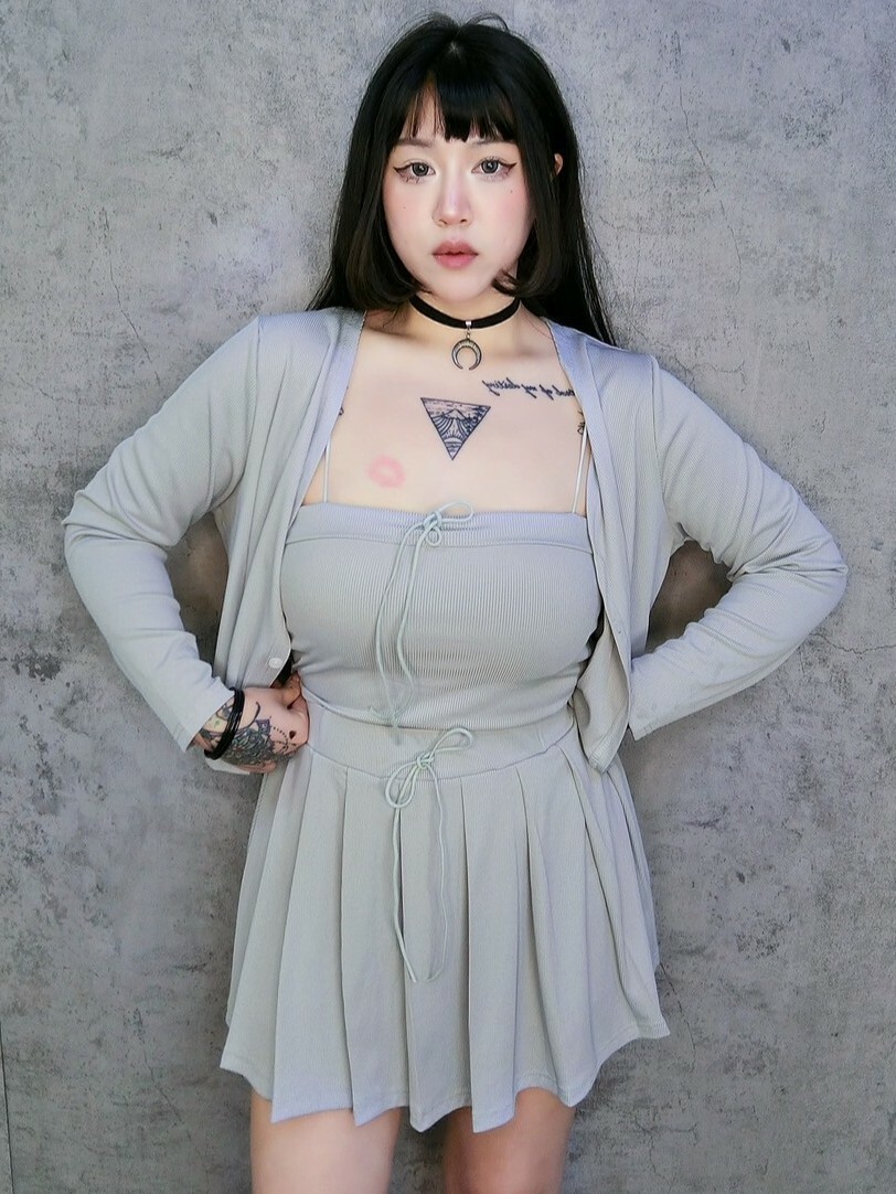 直坑條軟妹外套小可愛三件套