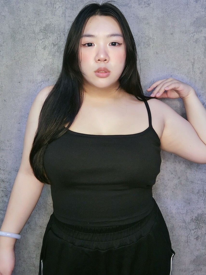 實搭大奶細肩帶小可愛*帶胸墊*