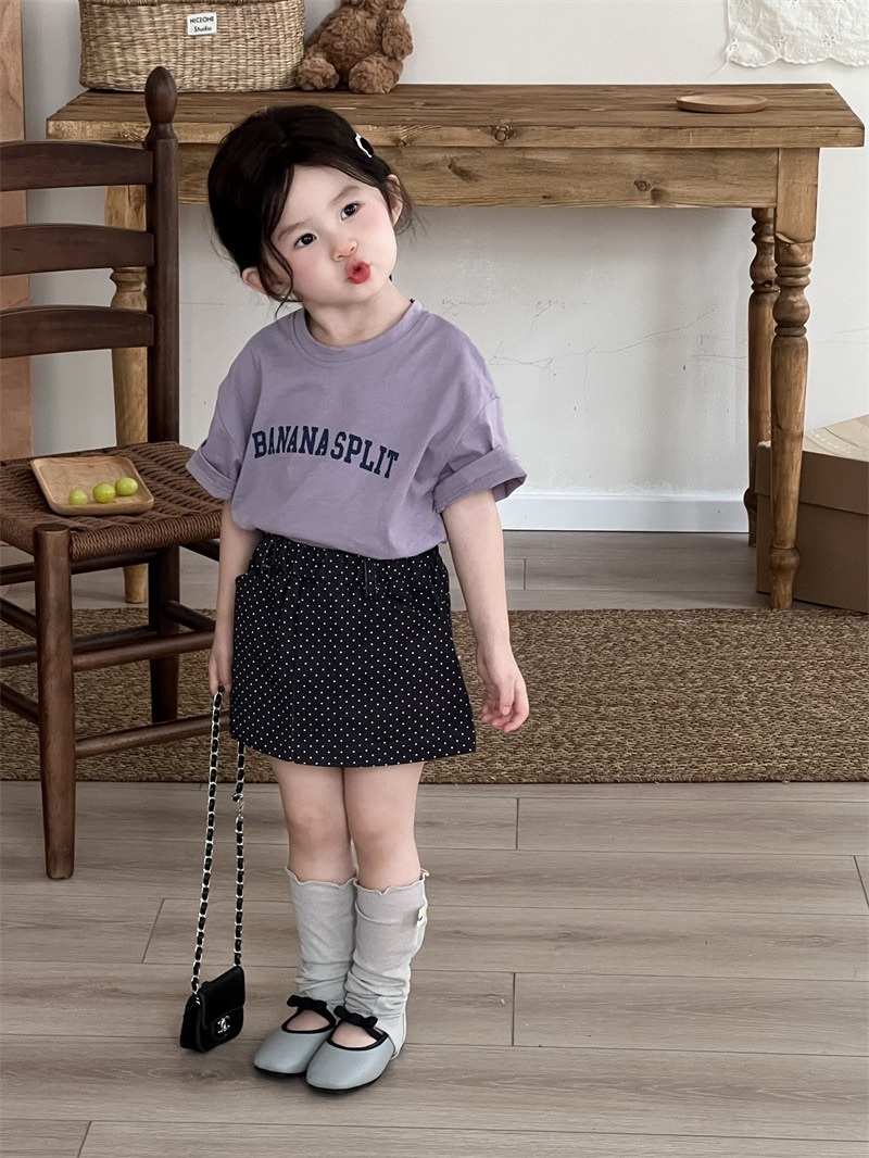 兩色字母寬鬆感上衣