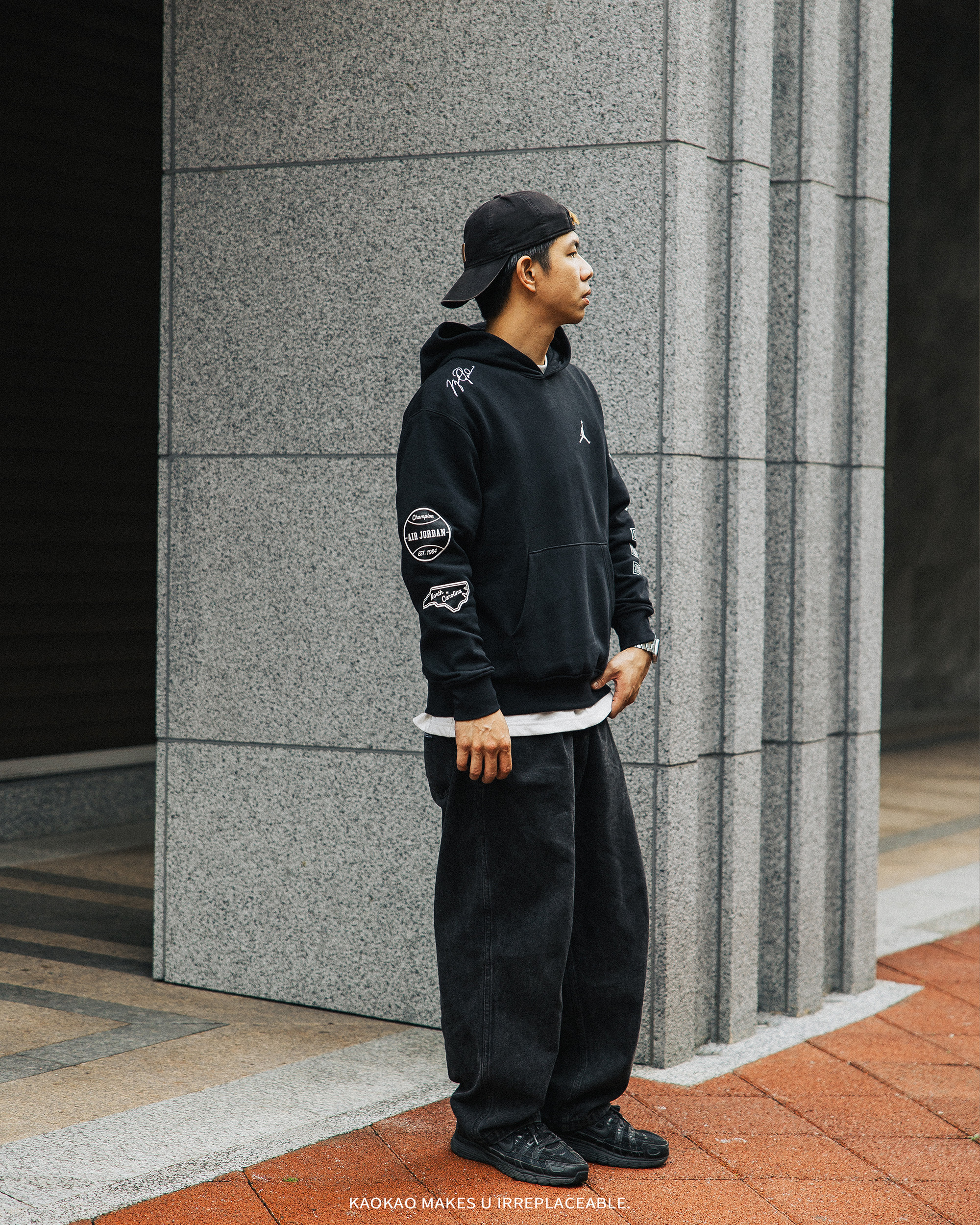 NIKE Air Jordan 白LOGO 帽T【FN4617-010】