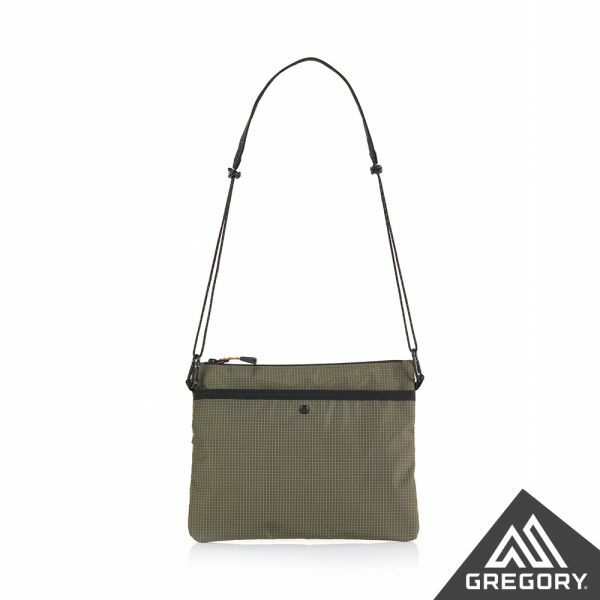 【Gregory】3L SACOCHE AL 輕量斜背包-[卡其綠、聚焦黑] / GG138247