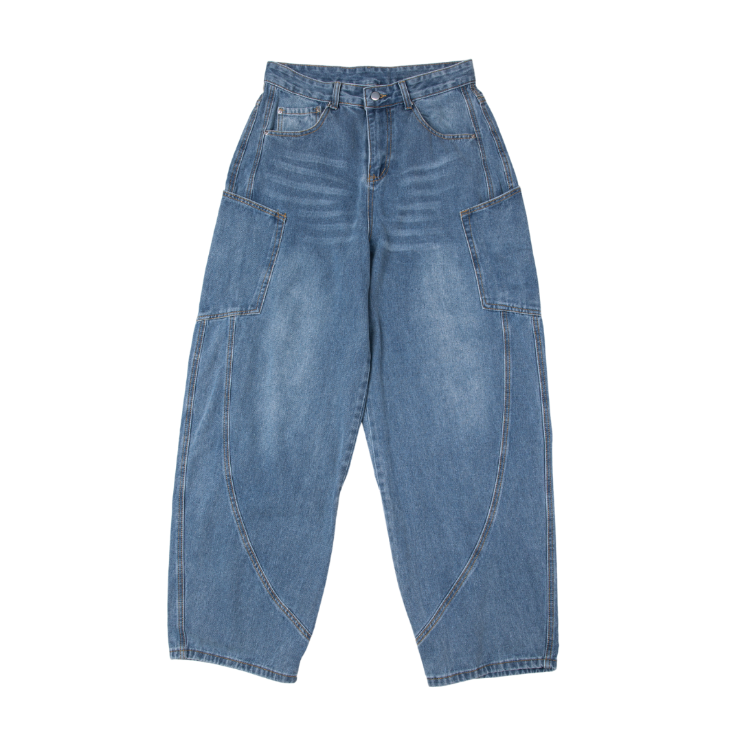 SALE- 曲線車線 寬版 落地 牛仔褲 中性男女可穿 水洗藍色 【 FUZY 】- P202524