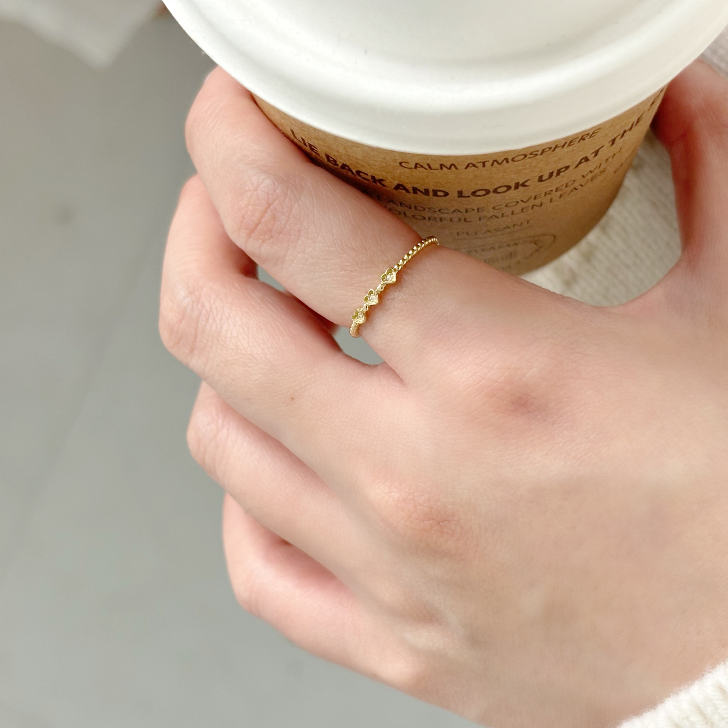 14K三顆小愛心真鑽點點戒指